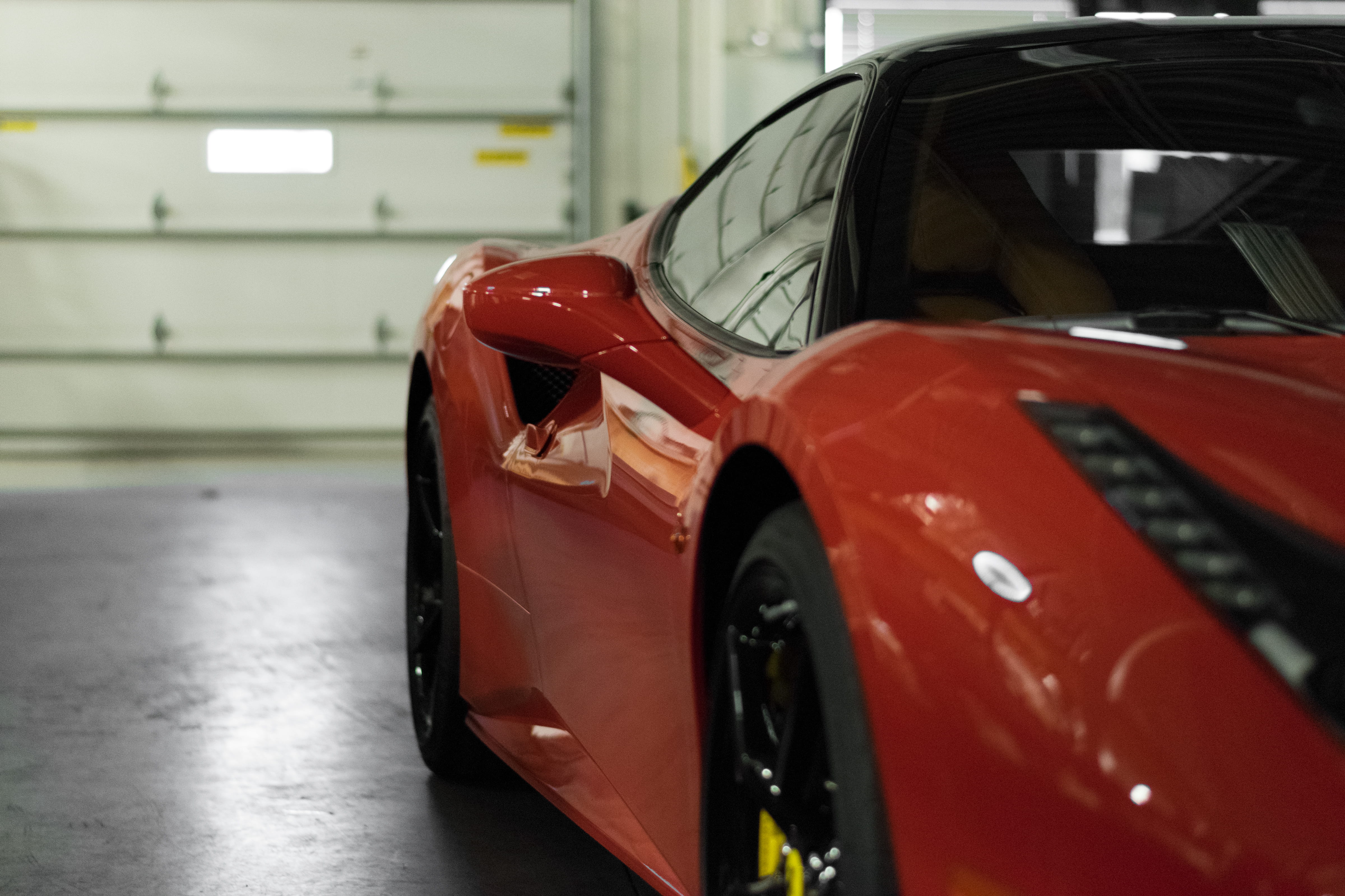 city, motor vehicle, stationary, glass - material, car, land Vehicle, no people, day, luxury, indoors, vehicle, wheel, mode of Transport, auto repair shop, HD Wallpaper