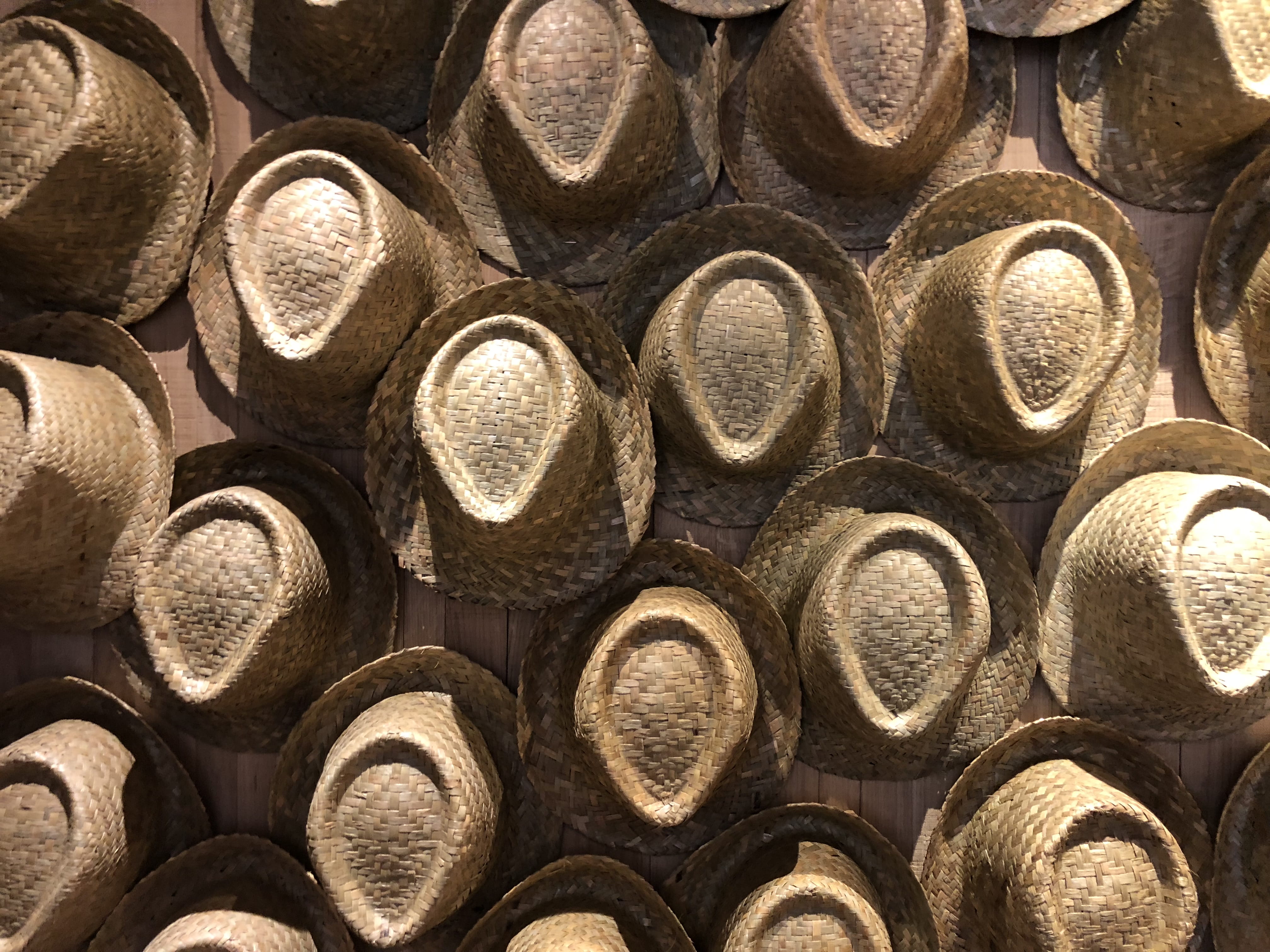 la morera de montsant, terra dominicata, spain, abundance, lumber industry, straw, heap, straw hat, pattern, dominicata, order, wood - material, circle, HD Wallpaper