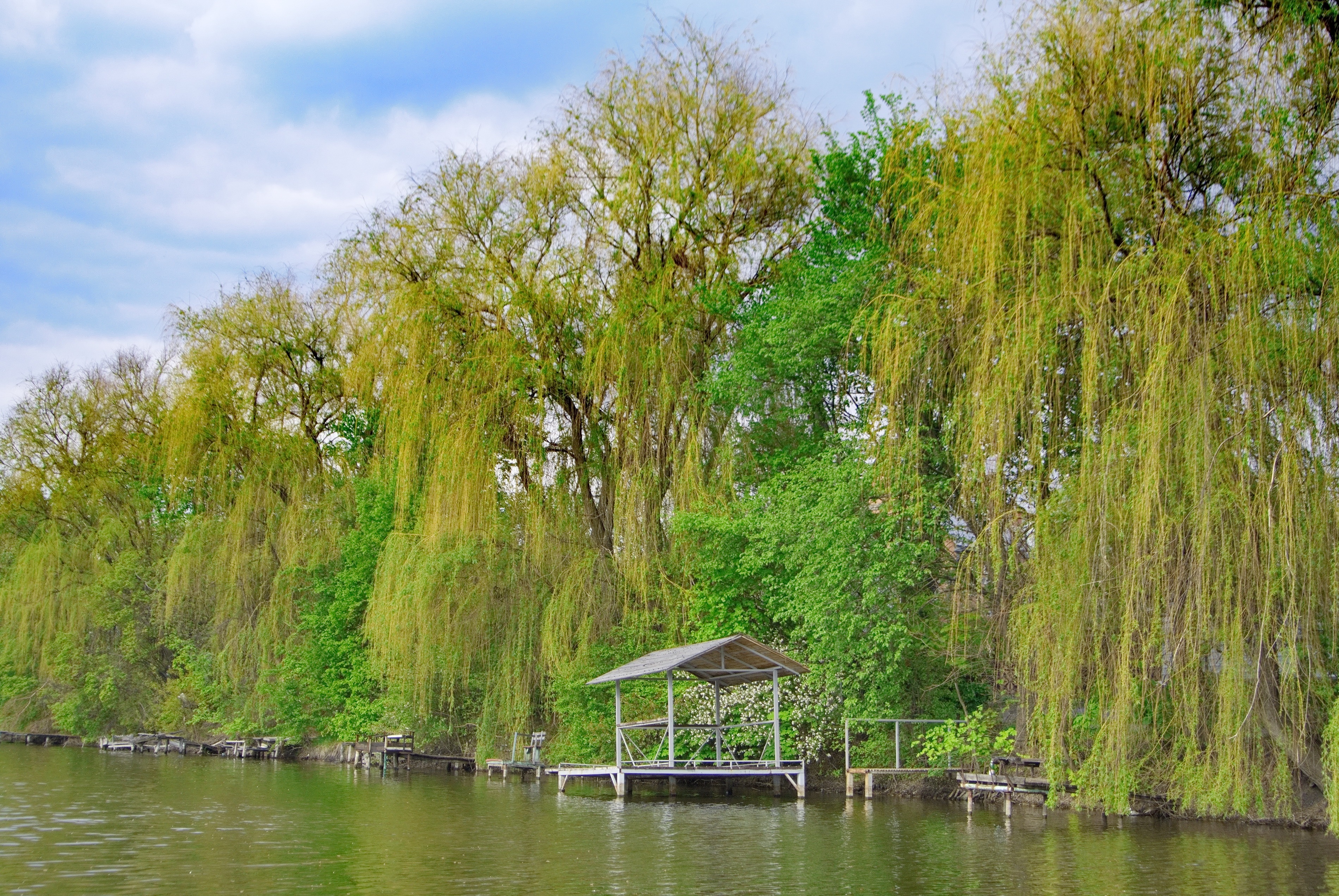 architecture, landscape, 2K, waterfront, smooth surface, plant, no people, tree, cloud - sky, green color, nature, water, non-urban scene, river, outdoors, HD Wallpaper