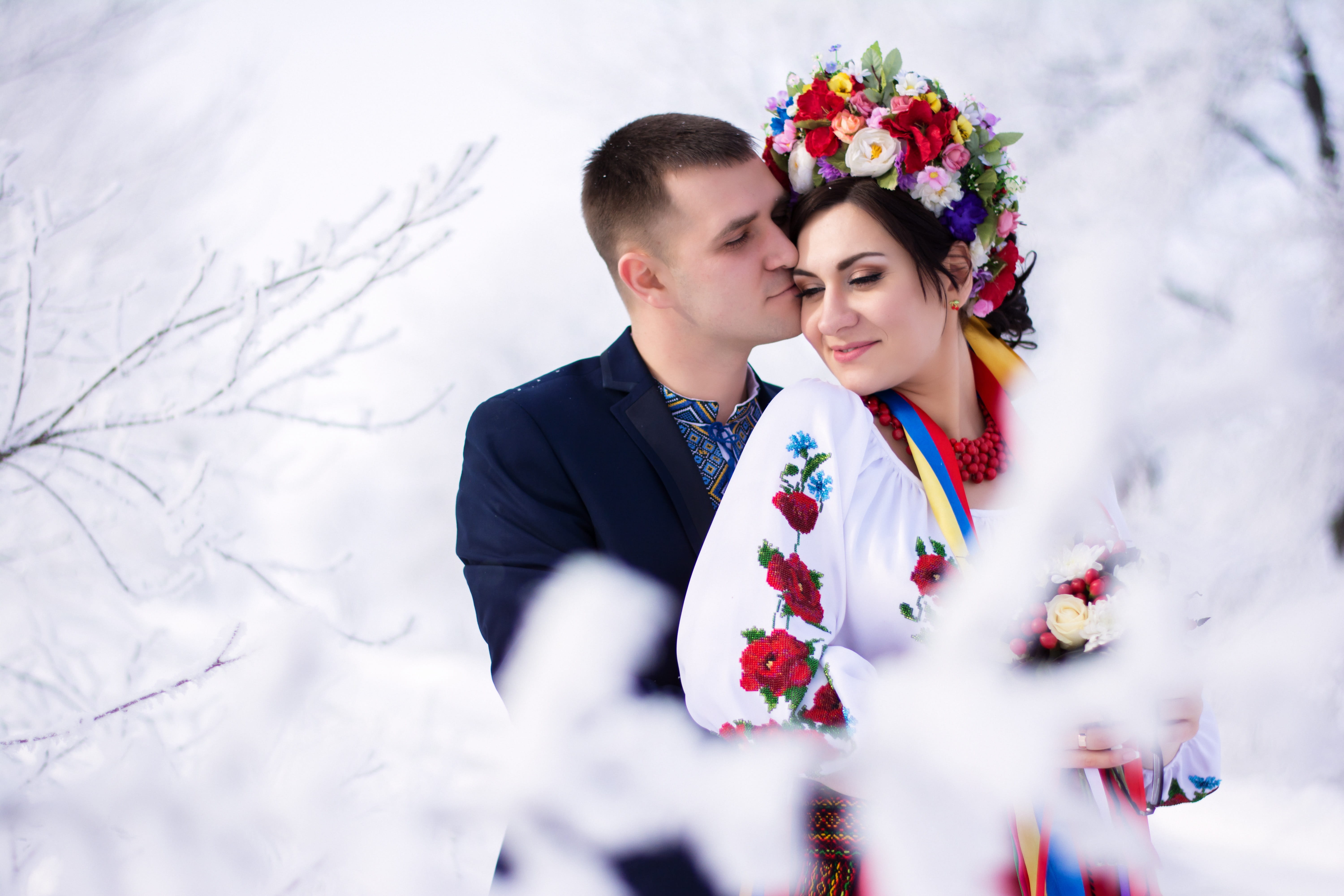 ukraine, flower, happiness, positive emotion, flowering plant, couple, young couple, young adult, winter, togetherness, nature, young women, celebration, HD Wallpaper