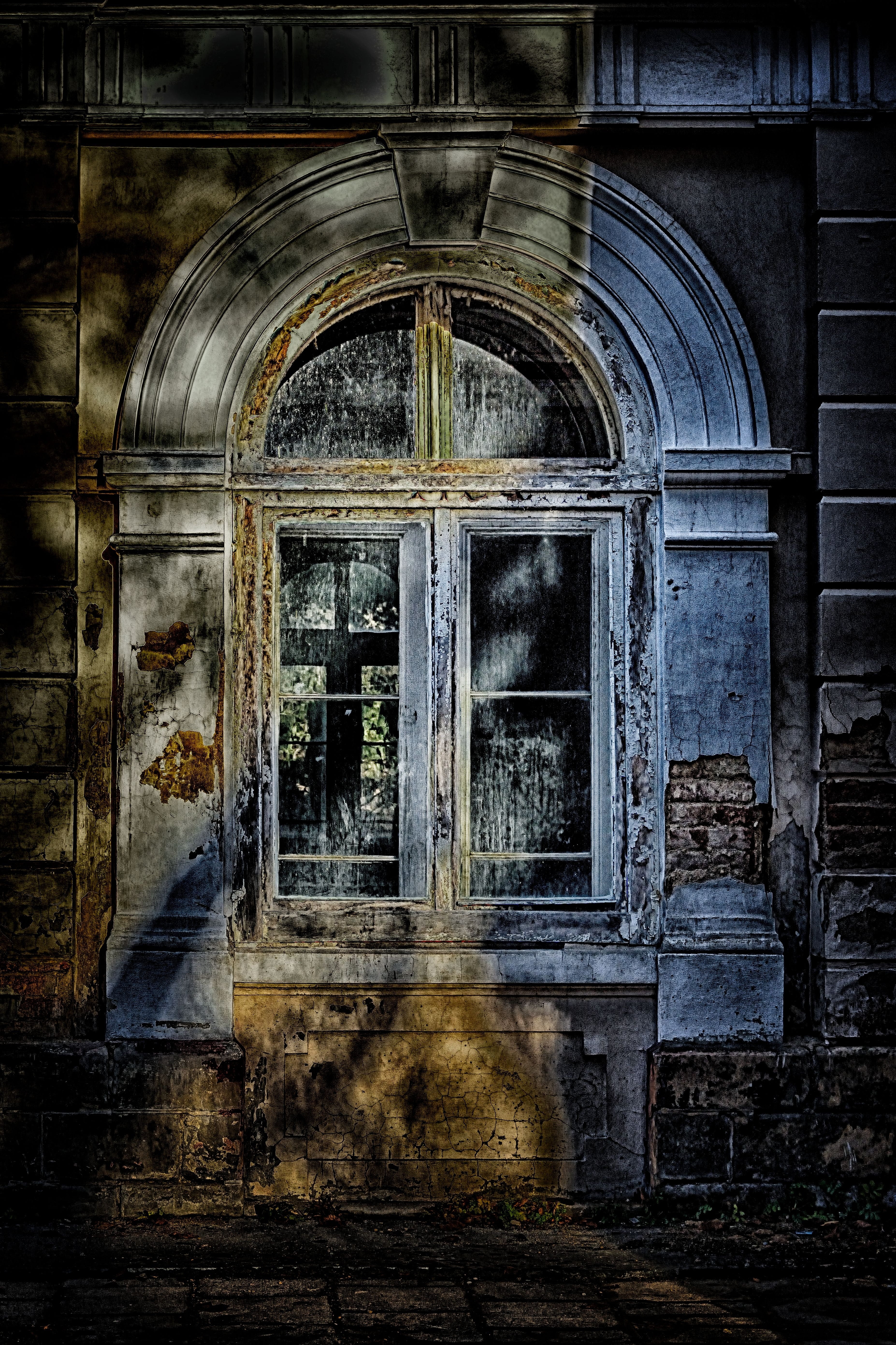 built structure, gothic style, closed, window, place of worship, dark, history, background, day, arched, the past, ruined, mystic, horror movie, door, old, Phone HD Wallpaper