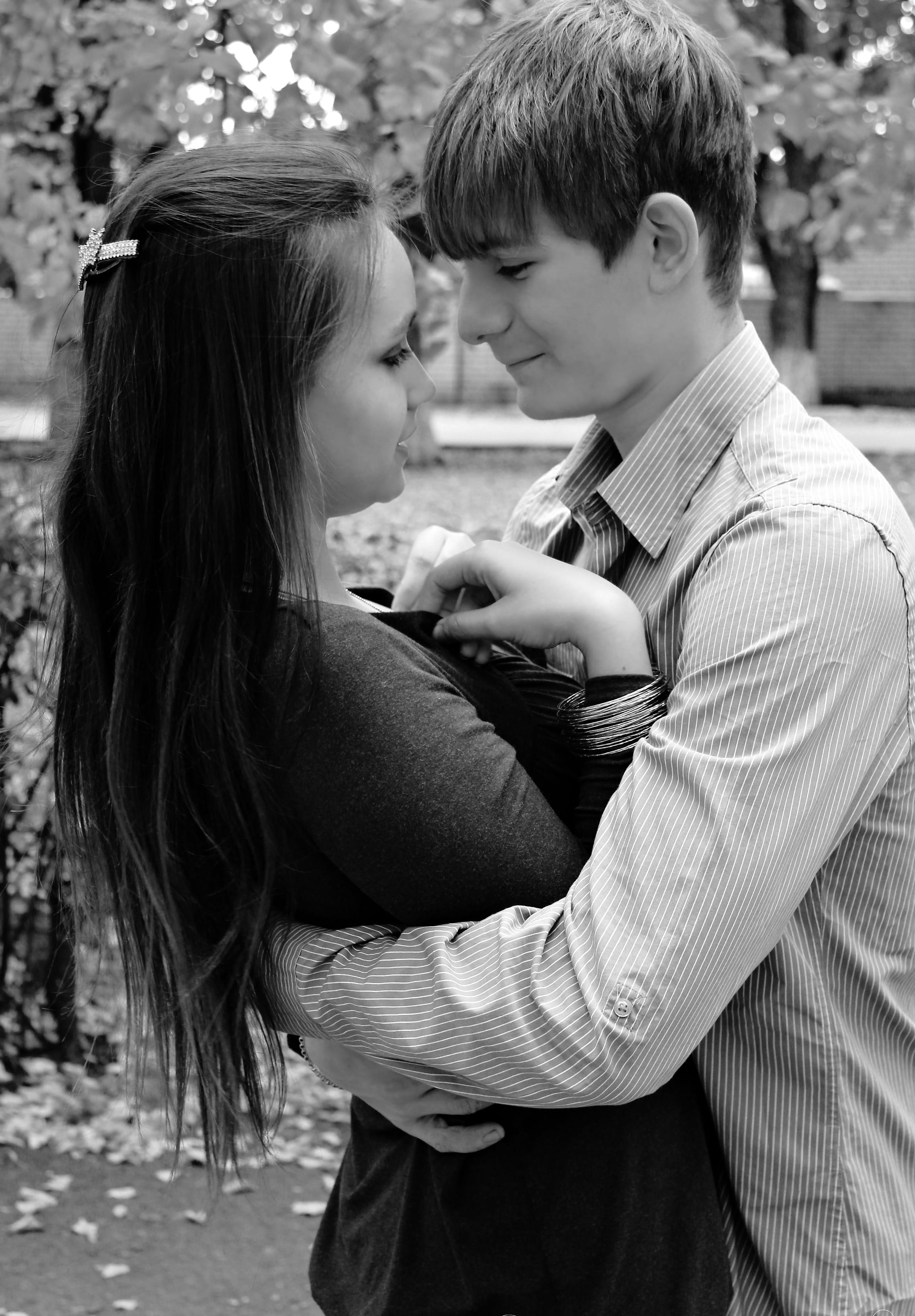 relationship, 2K, males, togetherness, child, females, casual clothing, romance, Guy, Photo, care, leisure activity, boy, Love, women, photoshoot, Black, Phone HD Wallpaper