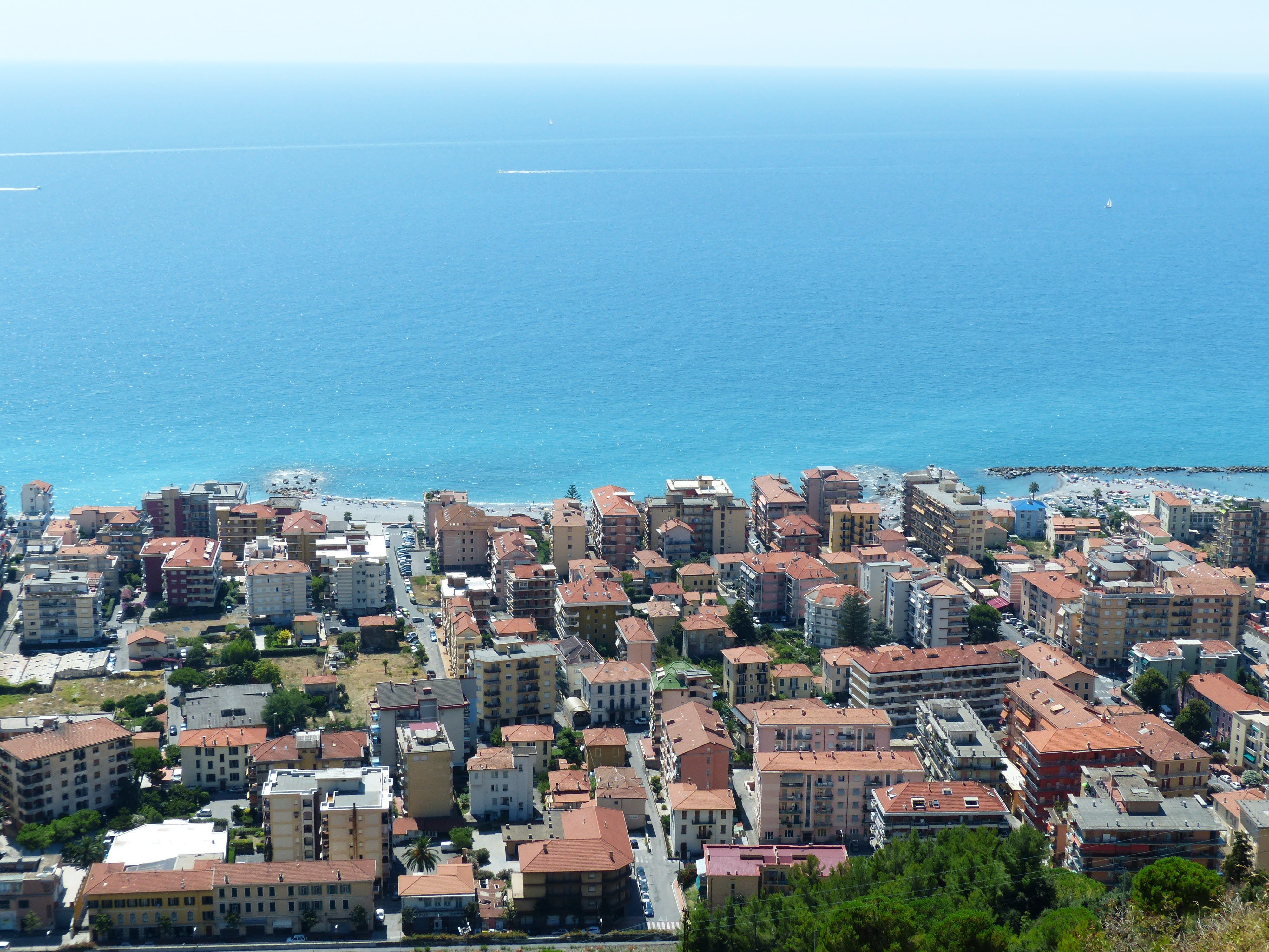 seaside resort, riviera, architecture, sea, water, nature, province of imperia, border town, blue, outdoors, spa, sky, rise, no people, s, cityscape, bishop city, HD Wallpaper