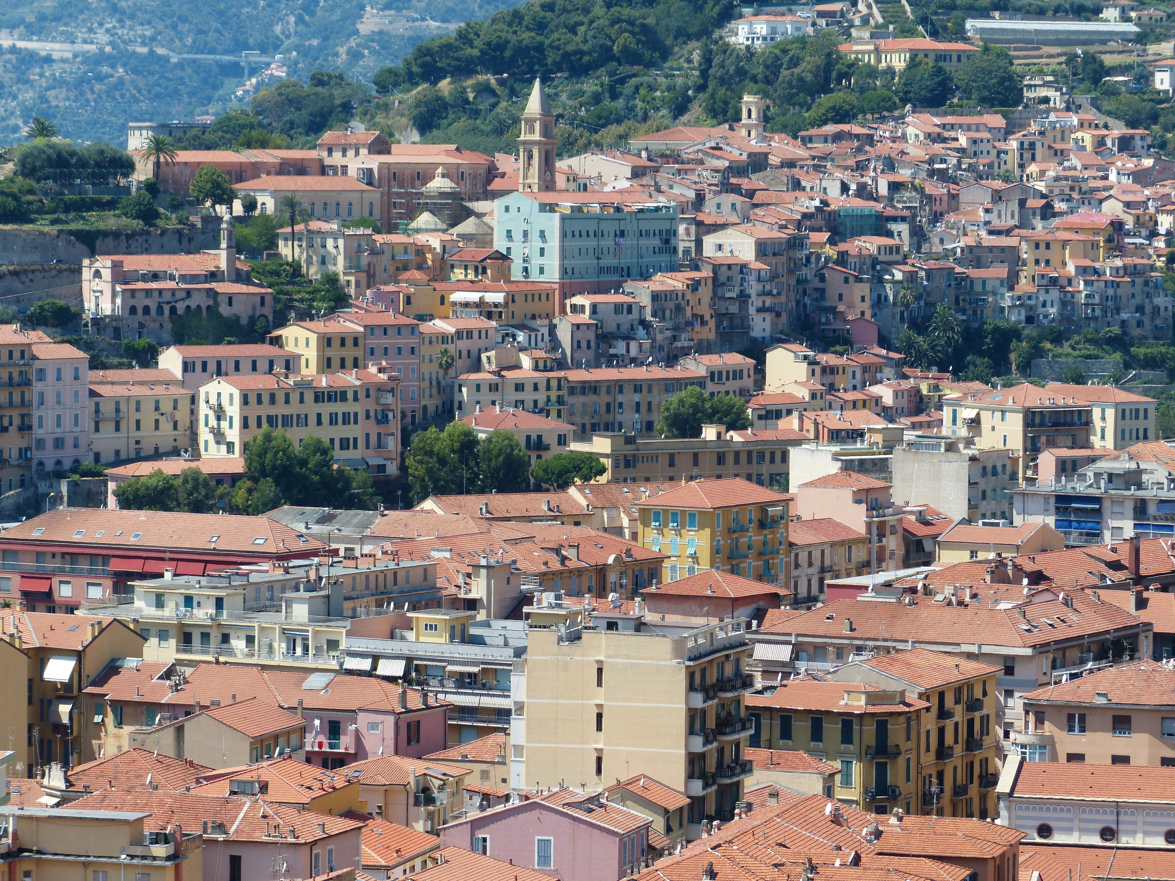 border town, crowd, view, riviera, cathedral, sunlight, roof tile, roof, pushed, liguria, daytime, architecture, seaside resort, day, santa maria assunta, HD Wallpaper