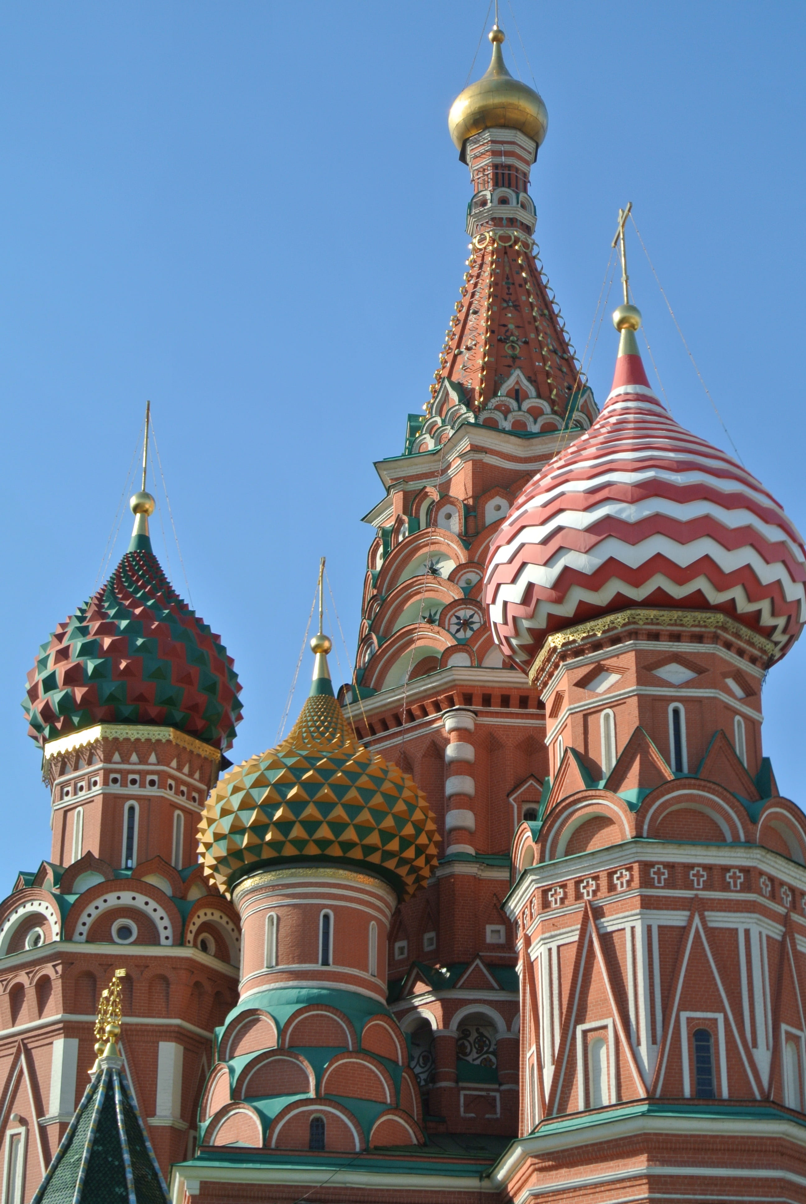 dome, church, Moscow, outdoors, architecture, Red, russia, building, russian Culture, brick, place of worship, cultures, orthodox Church, colorful, 4K, Phone HD Wallpaper