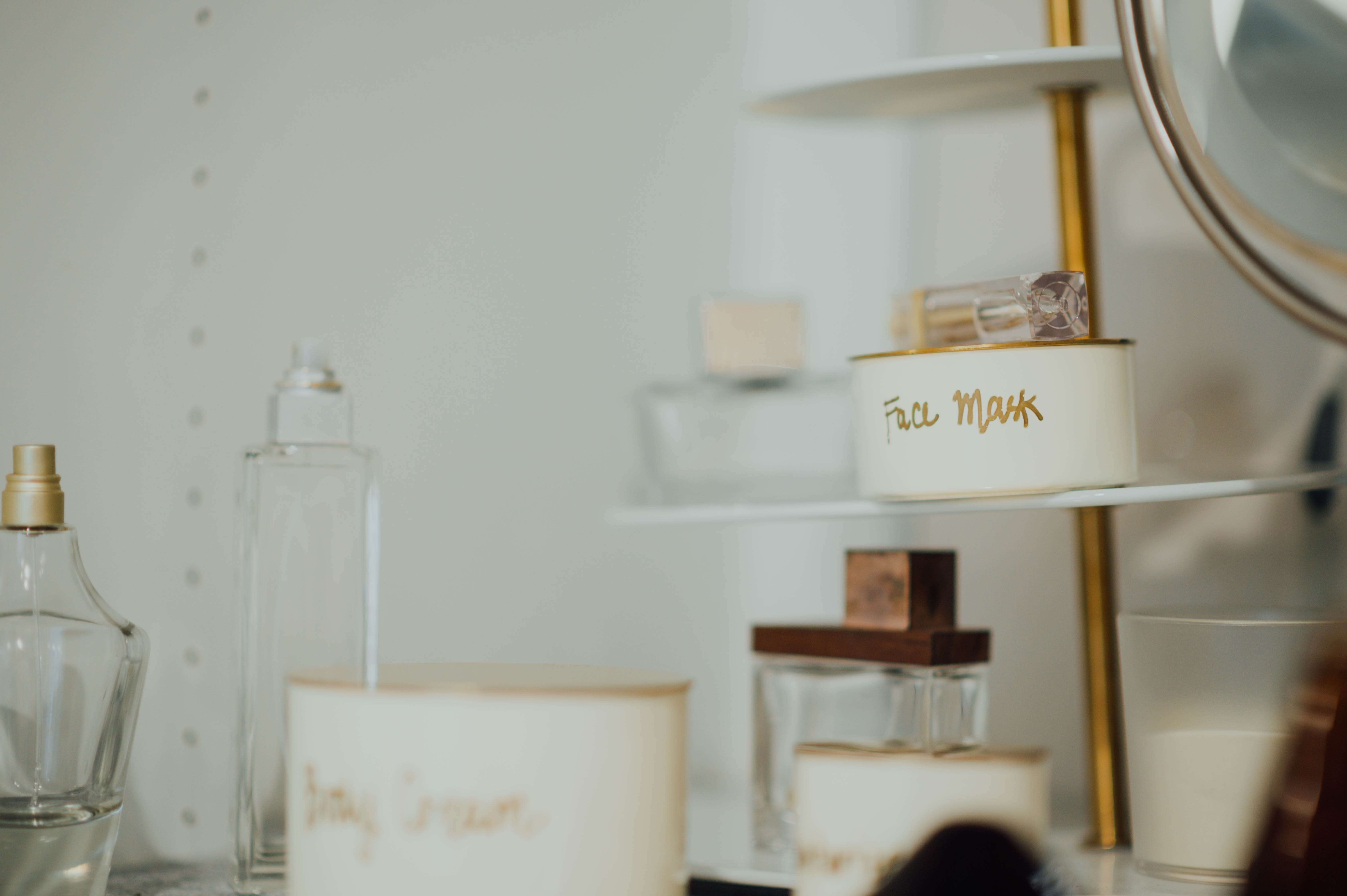 wood - material, text, communication, indoors, no people, furniture, table, home interior, day, domestic room, lamp, close-up, jar, person, container, arrangement, HD Wallpaper