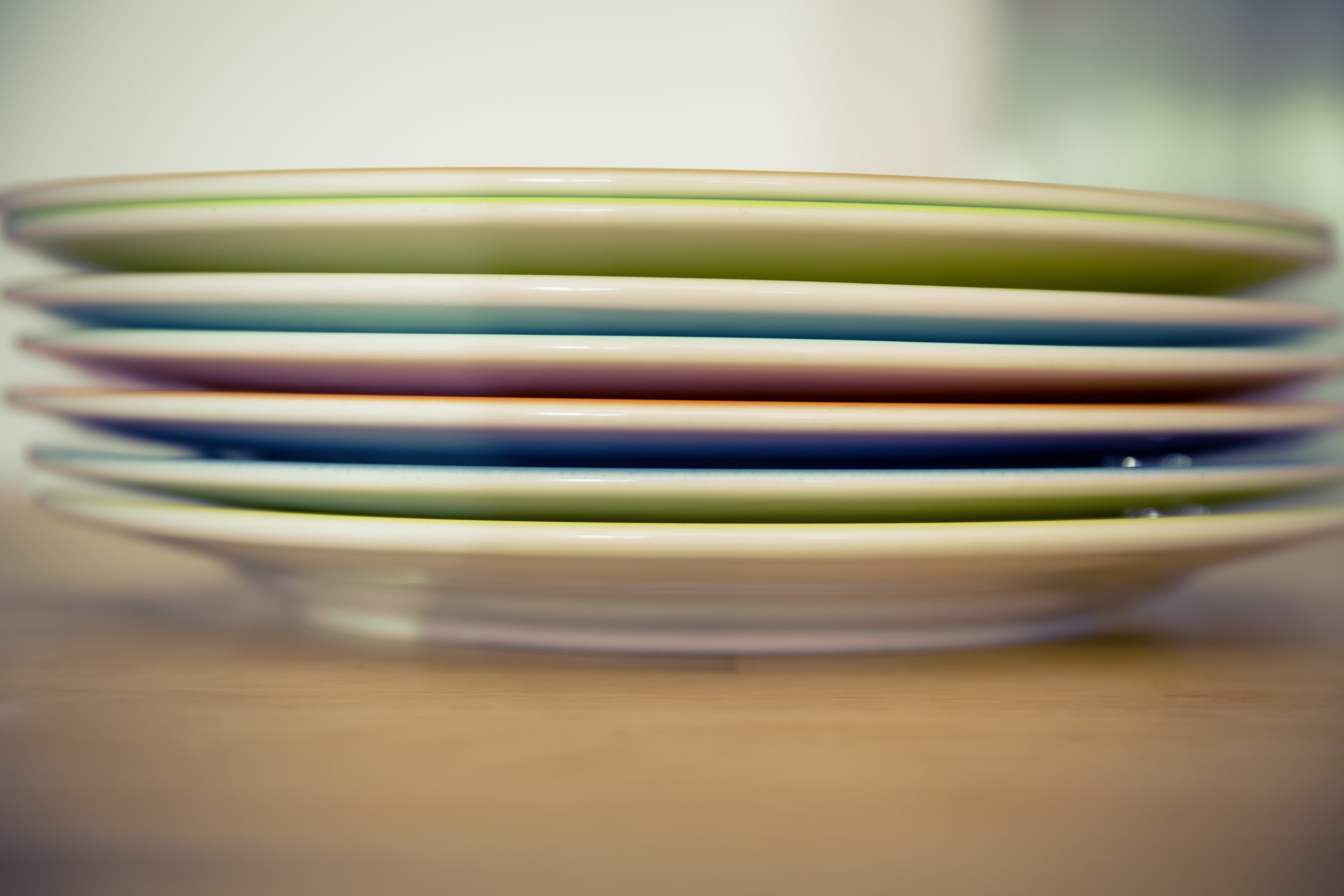 close-up, kitchen, eat, food, bowl, indoors, kitchen Utensil, selective focus, ceramics, table, food and drink, plate, balance, no People, cover, group of objects, HD Wallpaper