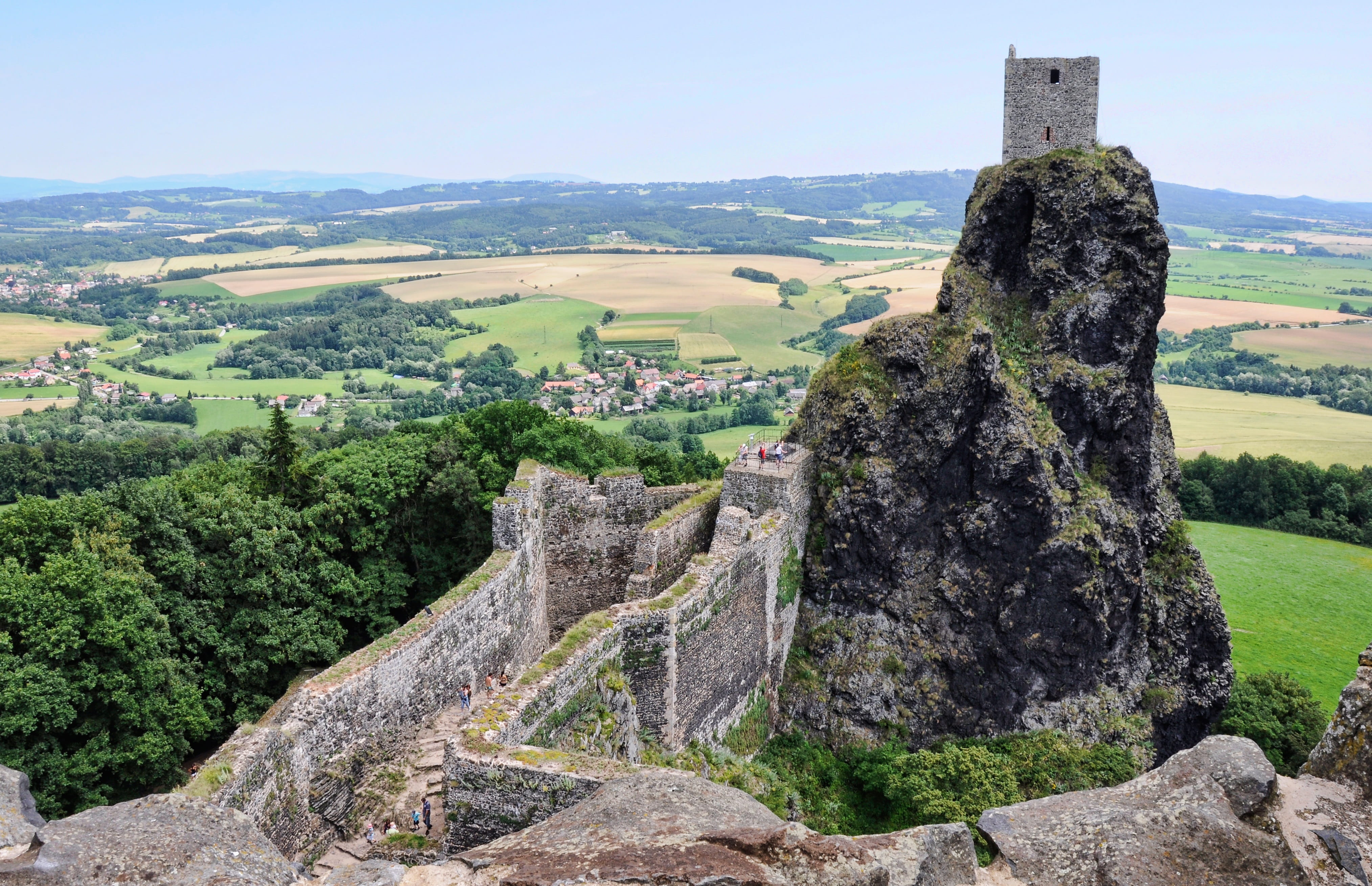 architecture, beauty in nature, growth, Trosky Castle, old ruin, scenics, history, castle, no people, building exterior, things to do, tree, Sights, ancient civilization, HD Wallpaper