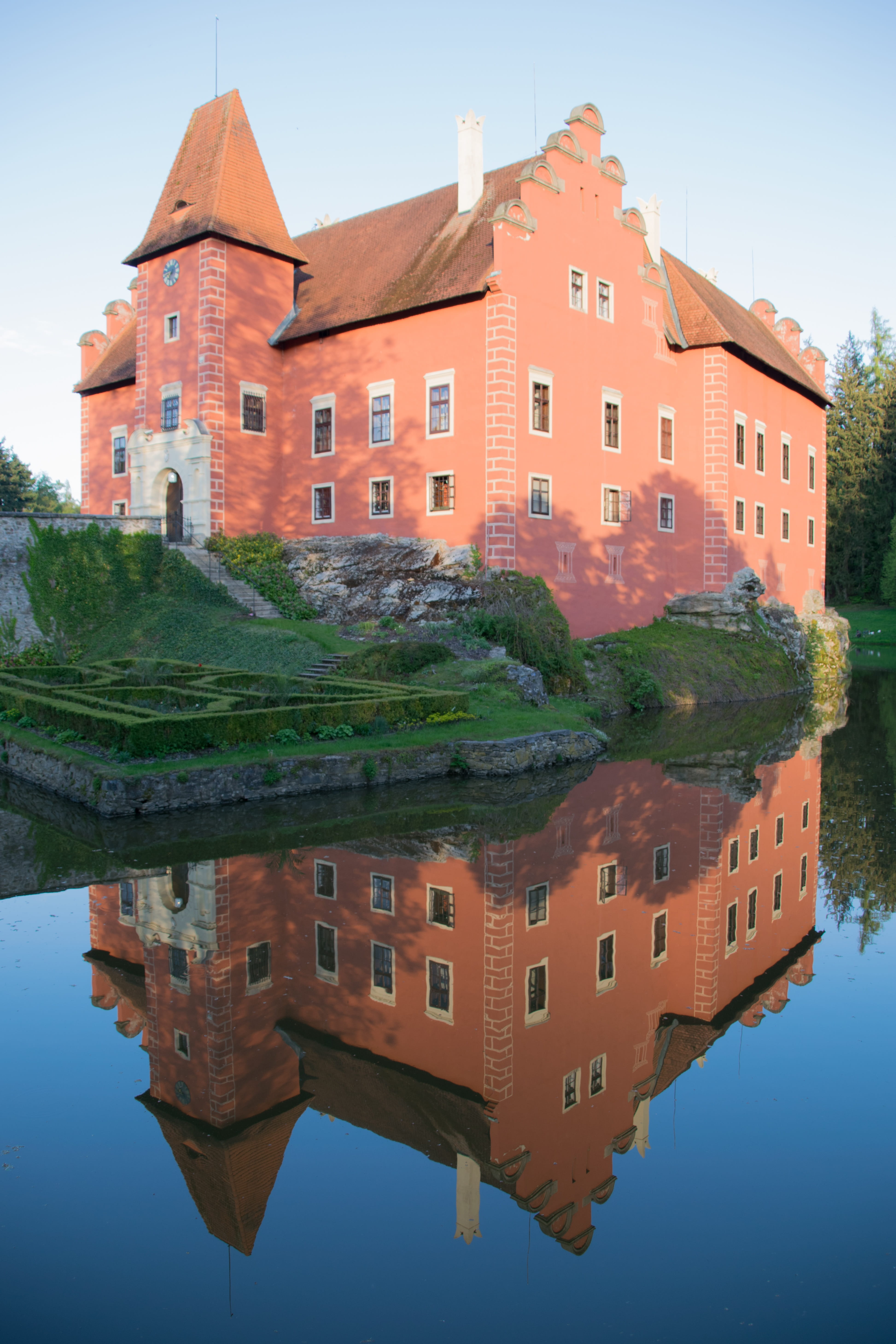 the past, history, reflection, building, castle, červená lhota, lake, tree, house, built structure, waterfront, south bohemia, city, nature, sky, no people, Phone HD Wallpaper