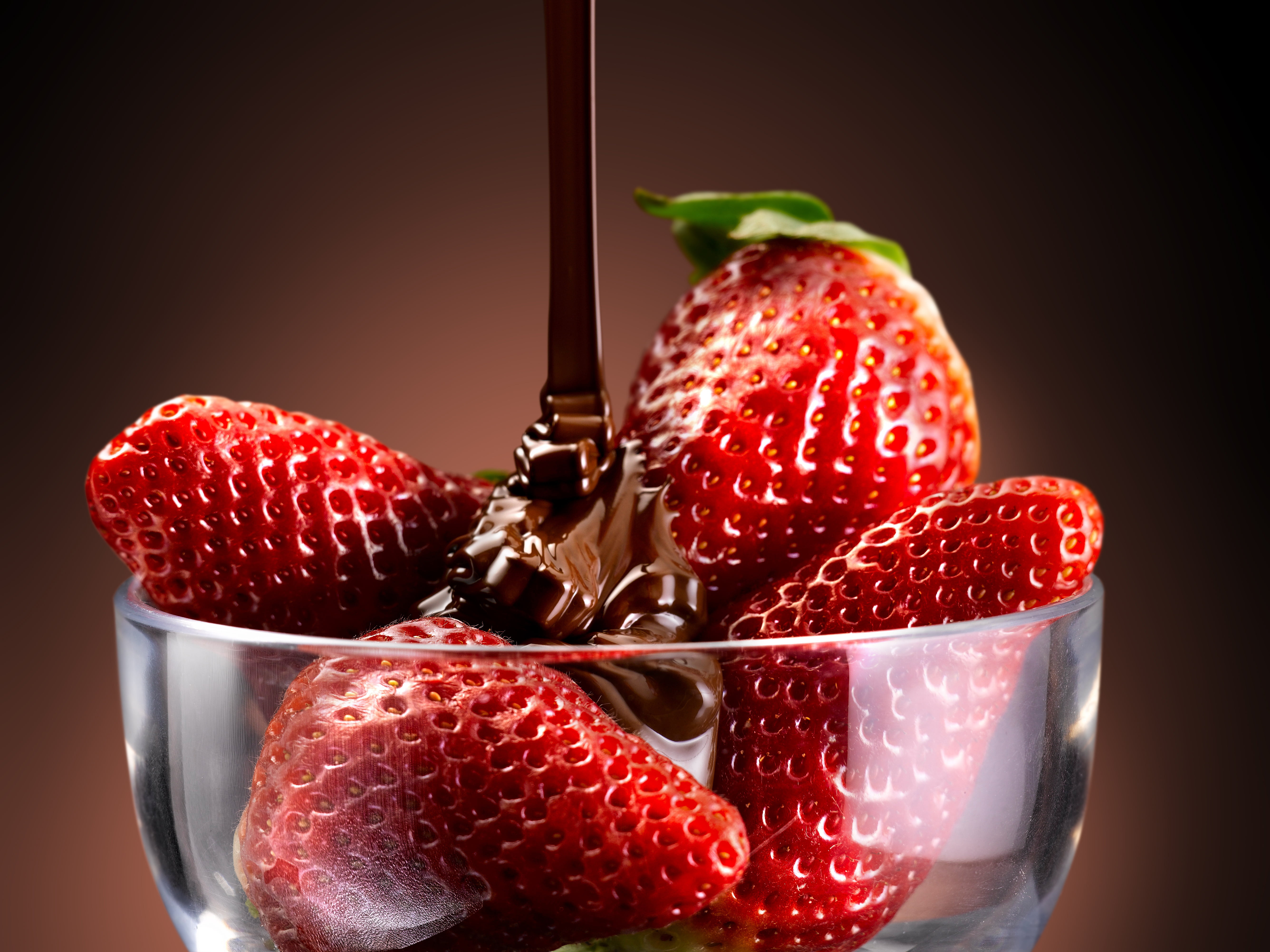breakfast, still life, sweet, wellbeing, dessert, backgrounds, food, studio shot, chocolate, gourmet, ripe, temptation, transparent, organic, leaves, berry Fruit, HD Wallpaper