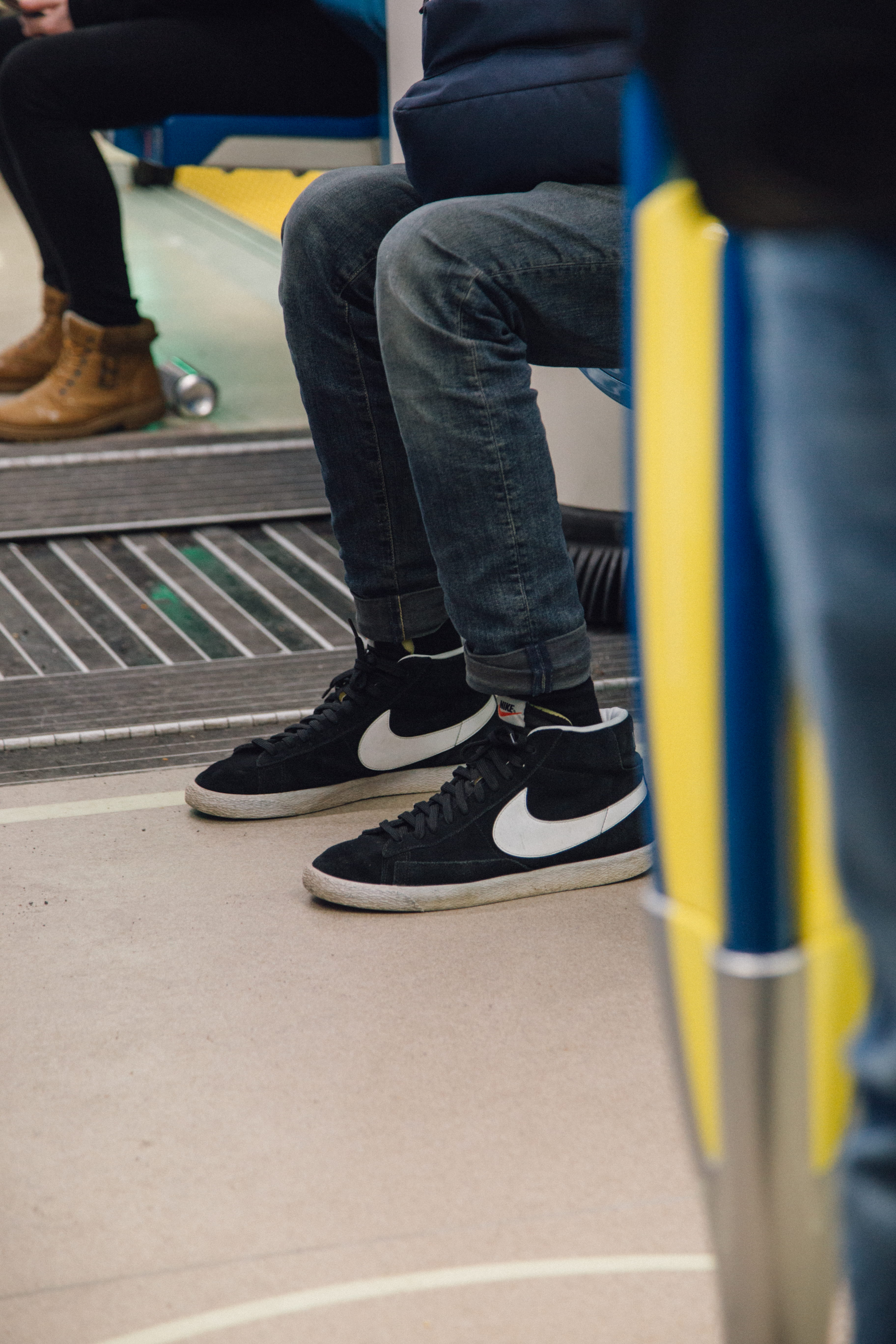 sneaker, montreal, seat, running shoe, body part, wheel, shoe, alloy wheel, metro, clothing, person, human body part, leisure activity, lifestyles, one person, Phone HD Wallpaper