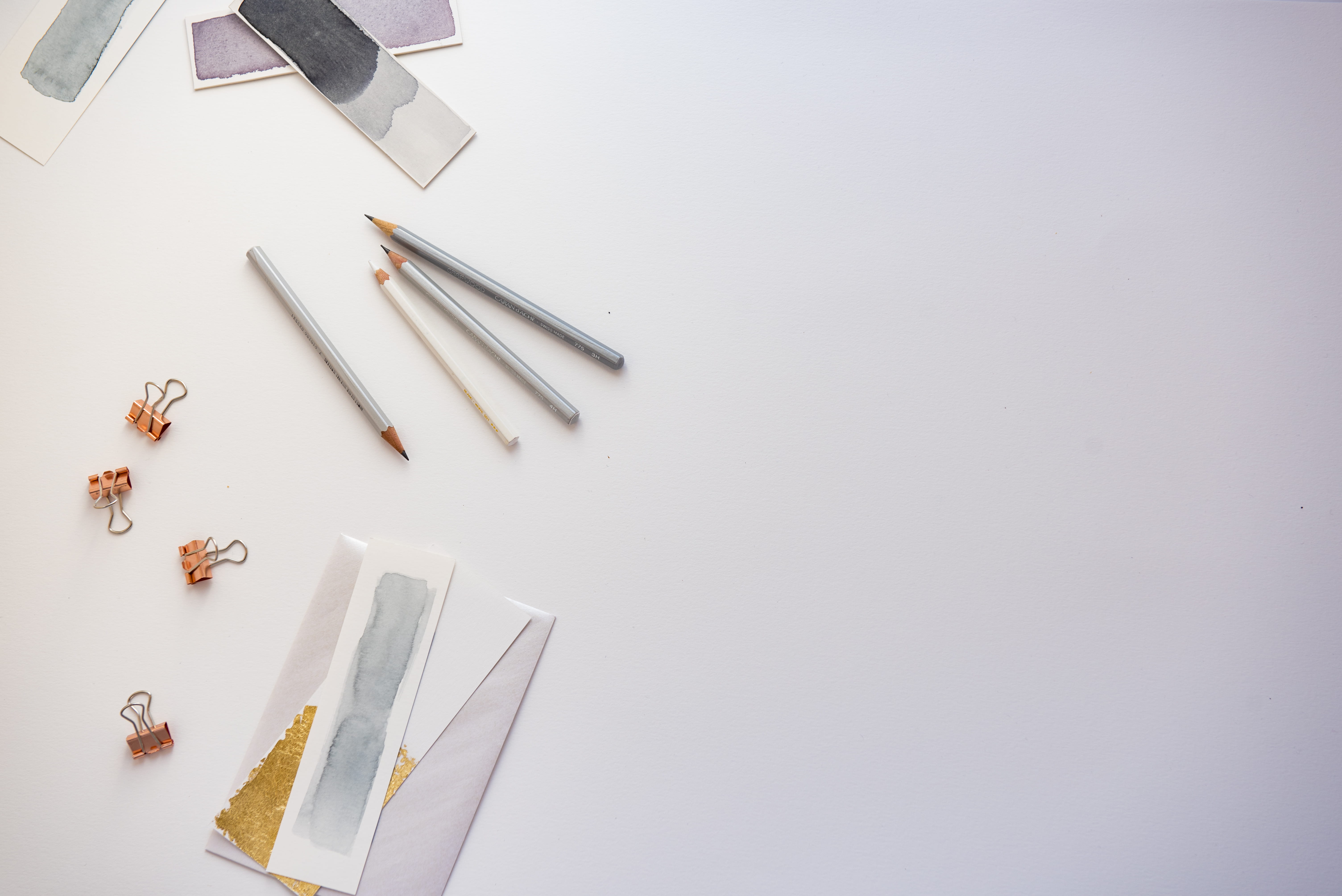indoors, paper, card, four, pencils, pencil, high angle view, flatlay, envelope, art and craft, stationery, eraser, large group of objects, greeting, white background, HD Wallpaper