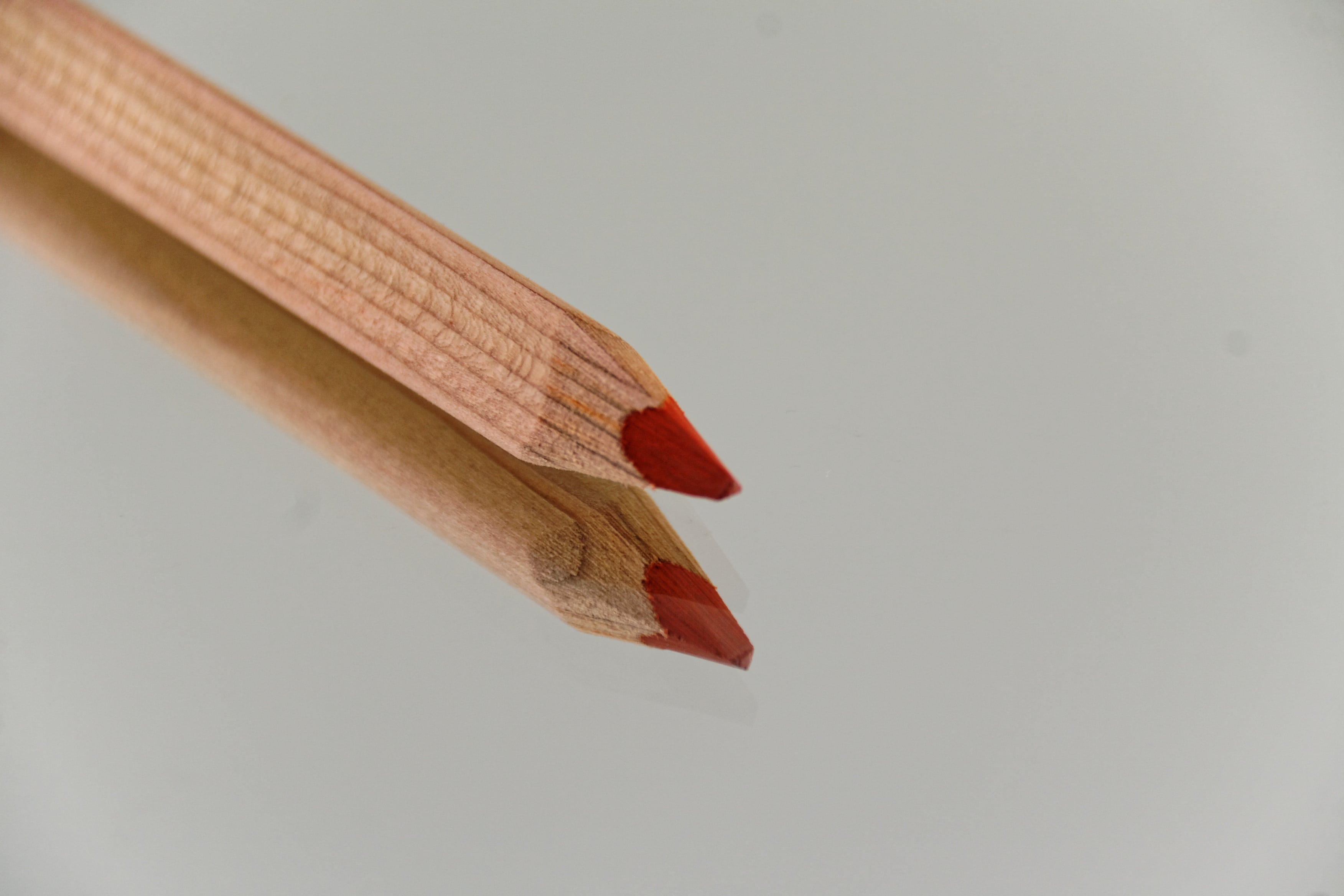 close-up, sharp, pens, school, colored pencils, paper, copy space, colorful, indoors, arts culture and entertainment, still life, children, leave, writing instrument, HD Wallpaper