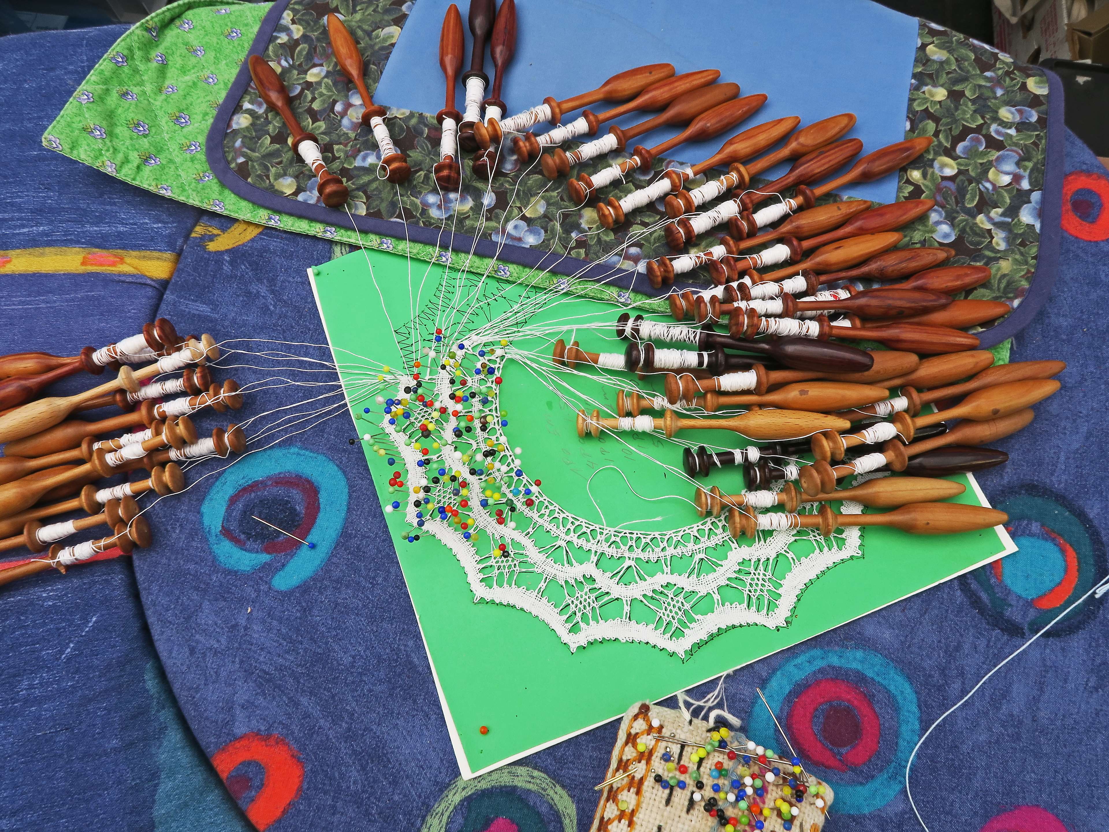 large group of objects, hand crafts, sky, creativity, representation, animal representation, still life, 4K, bobbins, high angle view, cloth, lace making, HD Wallpaper