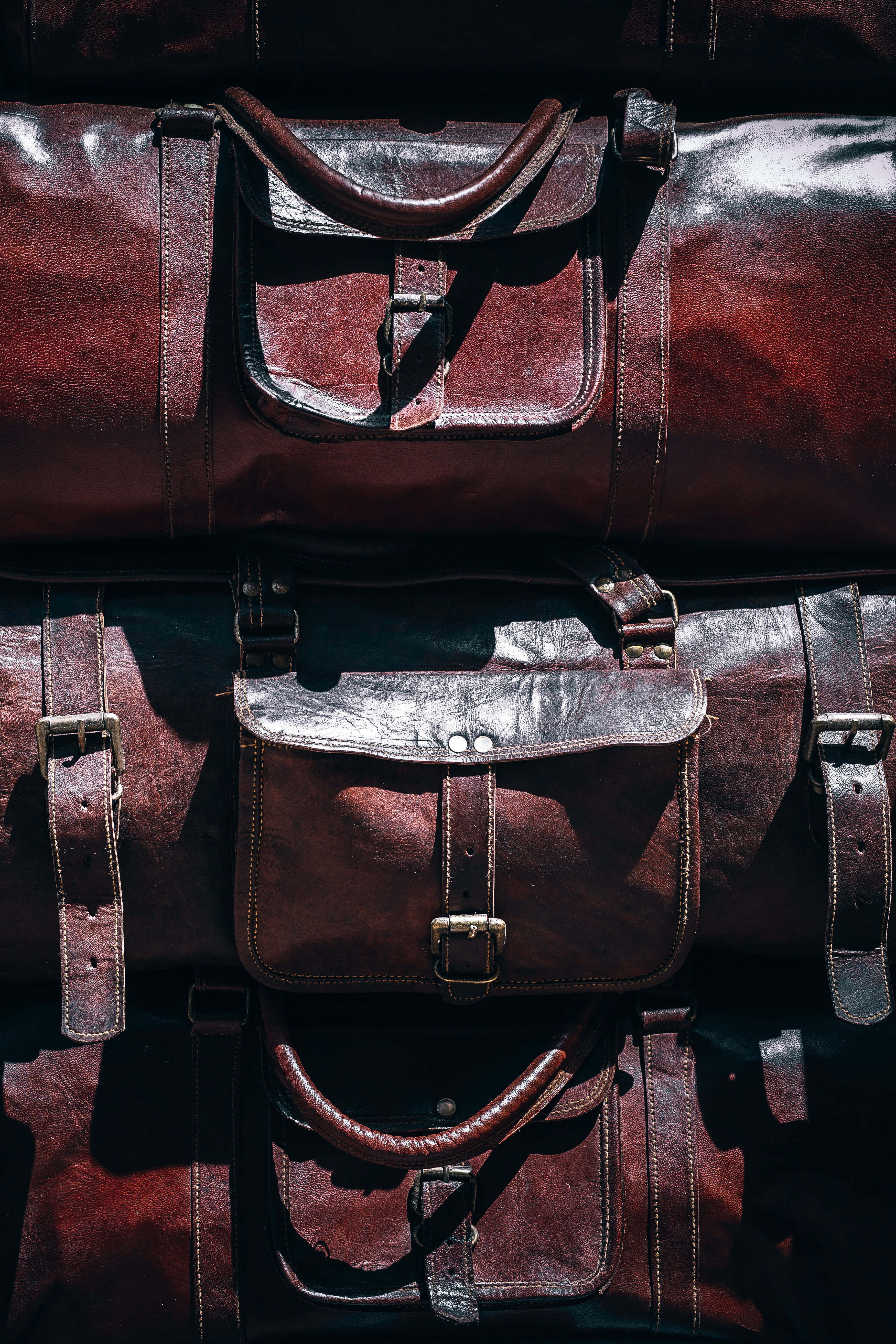 tourism, trip, elegance, storage, antique, day, no people, business, empty, old, travel, mode of transportation, wood - material, texture, design, absence, Phone HD Wallpaper