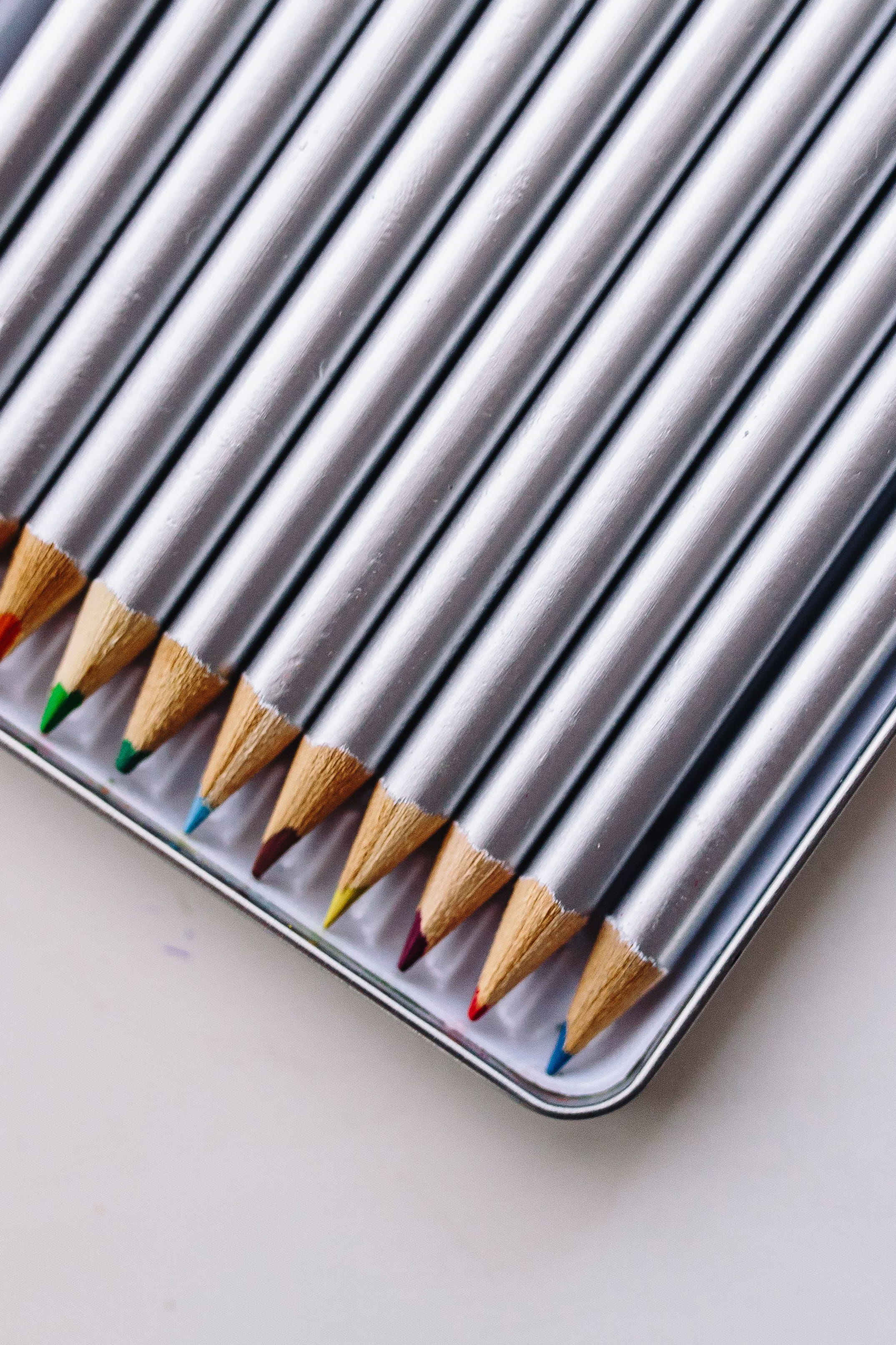 blue, indoors, studio shot, art and craft, choice, pencil, drawing, case, colored pencil, white, backgrounds, in a box, pattern, high angle view, close-up, Phone HD Wallpaper