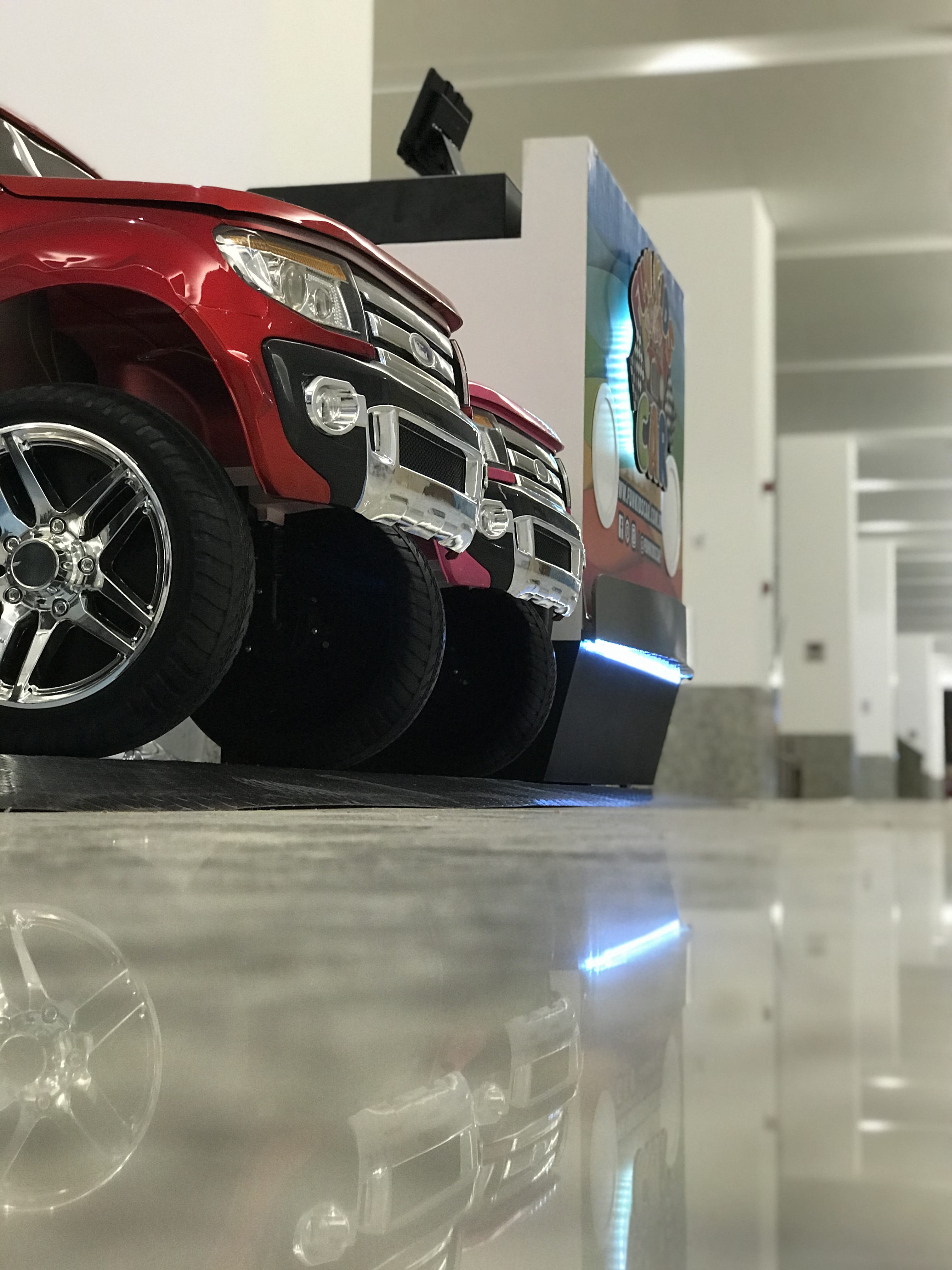 land vehicle, child, selective focus, electric carts, fun, children, day, car, still life, luxury, franchises, motor vehicle, 4K, toy, kiosks, tire, indoors, Phone HD Wallpaper