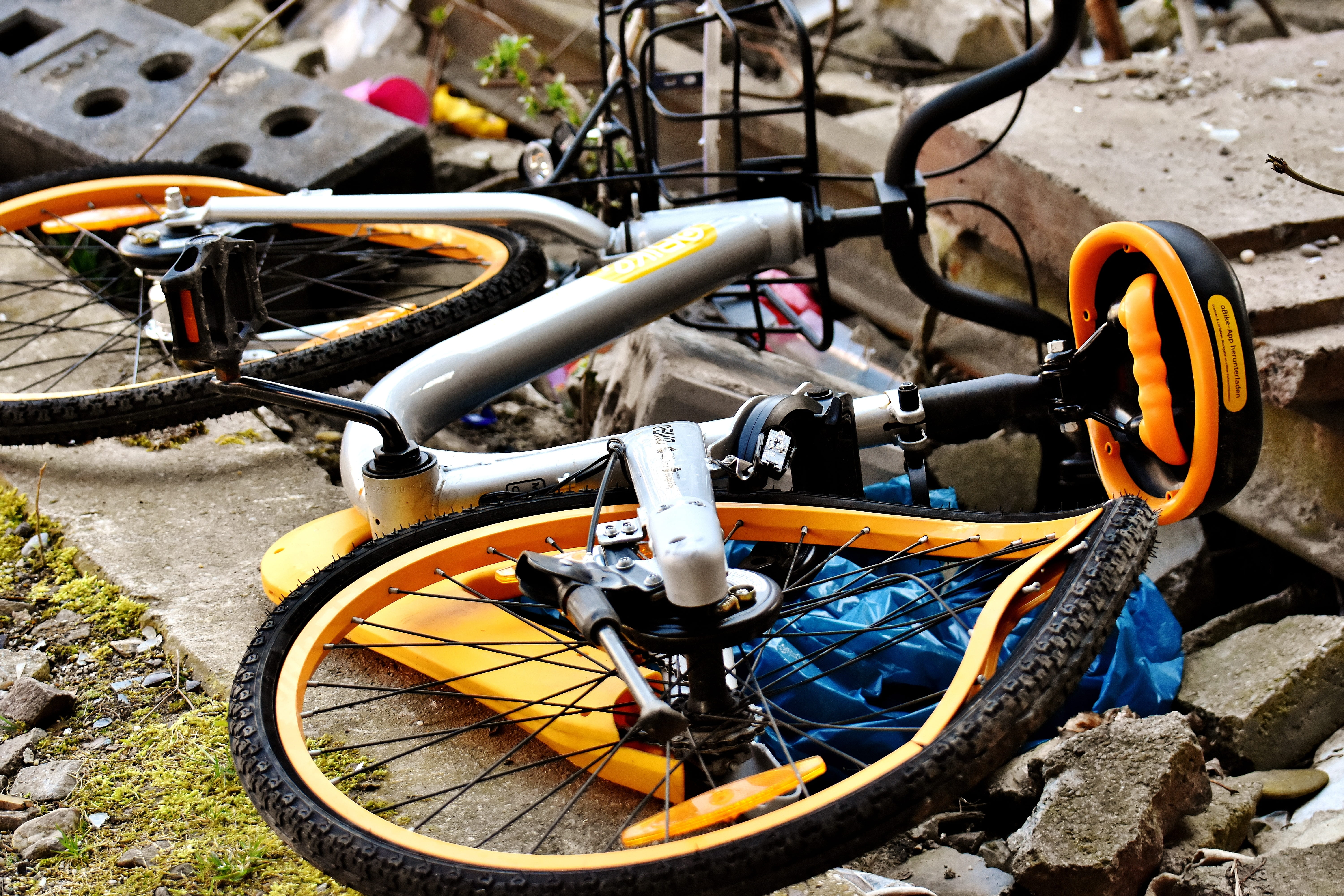 rental bike, motorcycle, no people, land vehicle, tire, street, junkyard, violent, rent, obike munich, parking, city, spoke, vandalism, abandoned, outdoors, HD Wallpaper