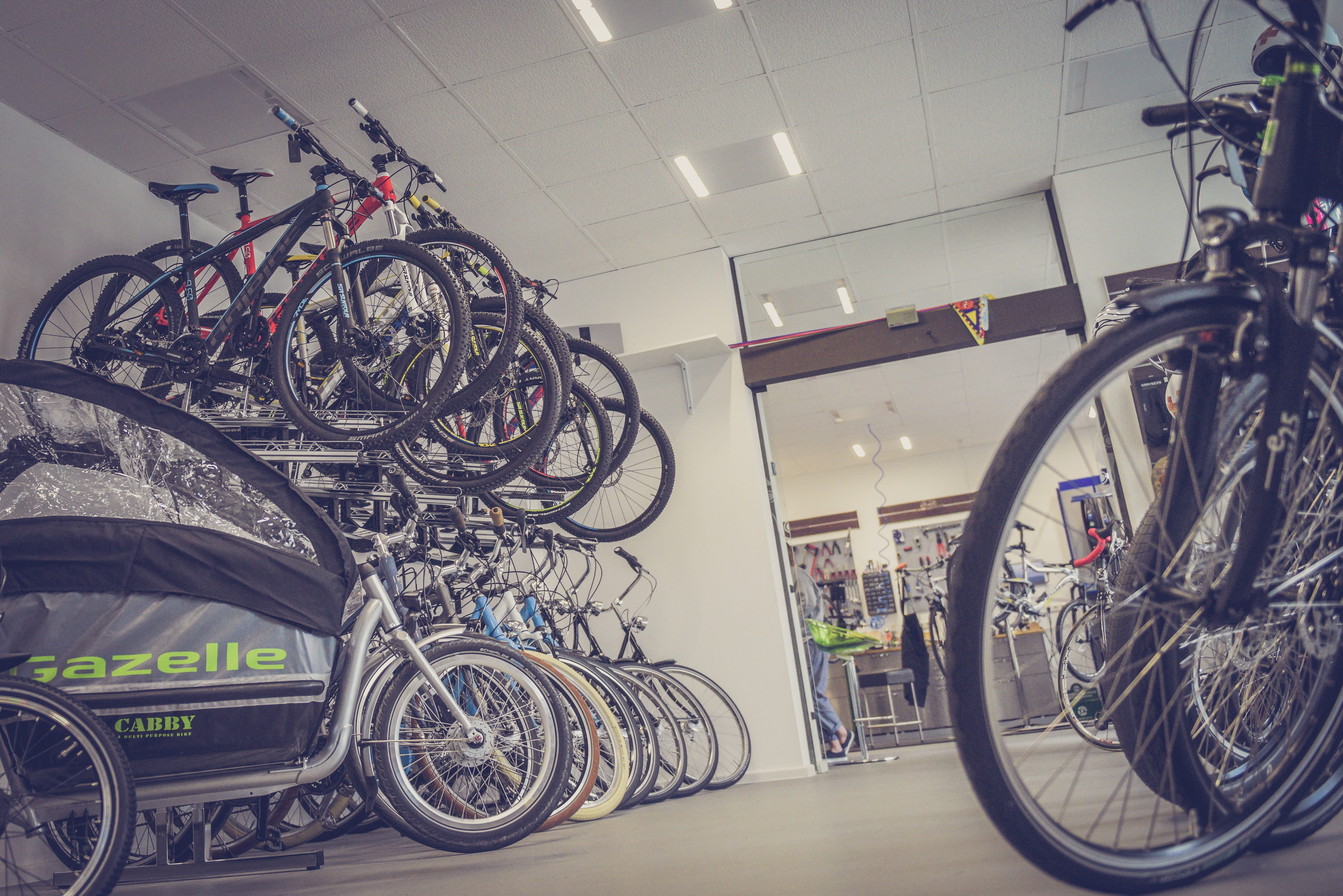 group of objects, bicycle shop, piled, land vehicle, shopping, in a row, bicycle, 5K, mode of transportation, indoors, transportation, no people, shop, HD Wallpaper