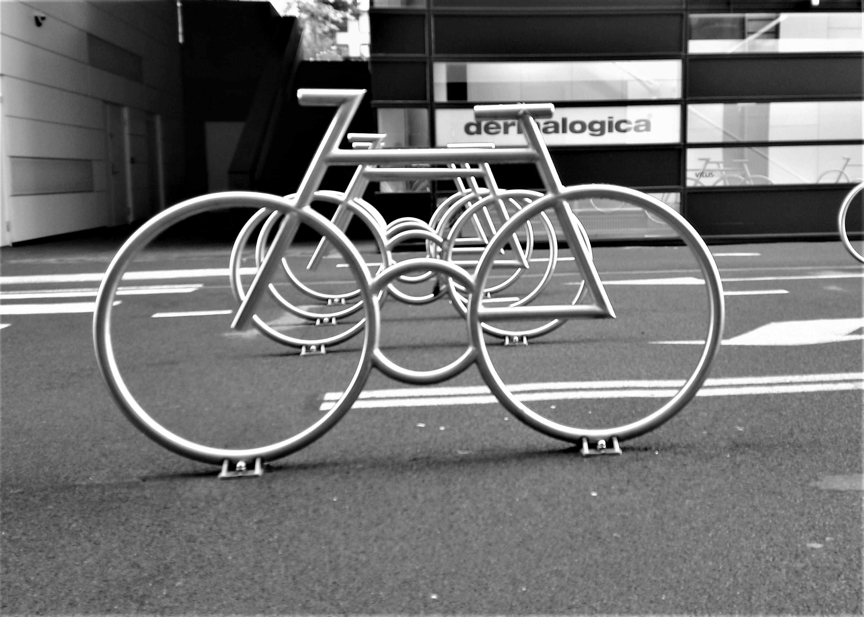 outdoors, 2K, mode of transportation, absence, land vehicle, sculpture, architecture, grey, bicycle, no people, city, street, bike, text, day, transportation, HD Wallpaper
