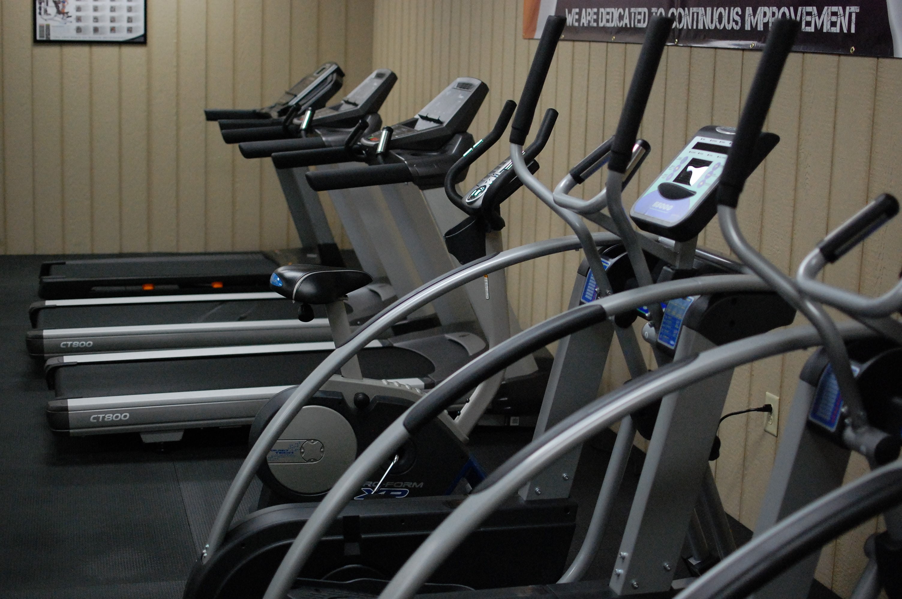 training, indoors, metal, still life, connection, strength training, bicycle, group, communication, rack, workout, lifting weights, in a row, equipment, HD Wallpaper