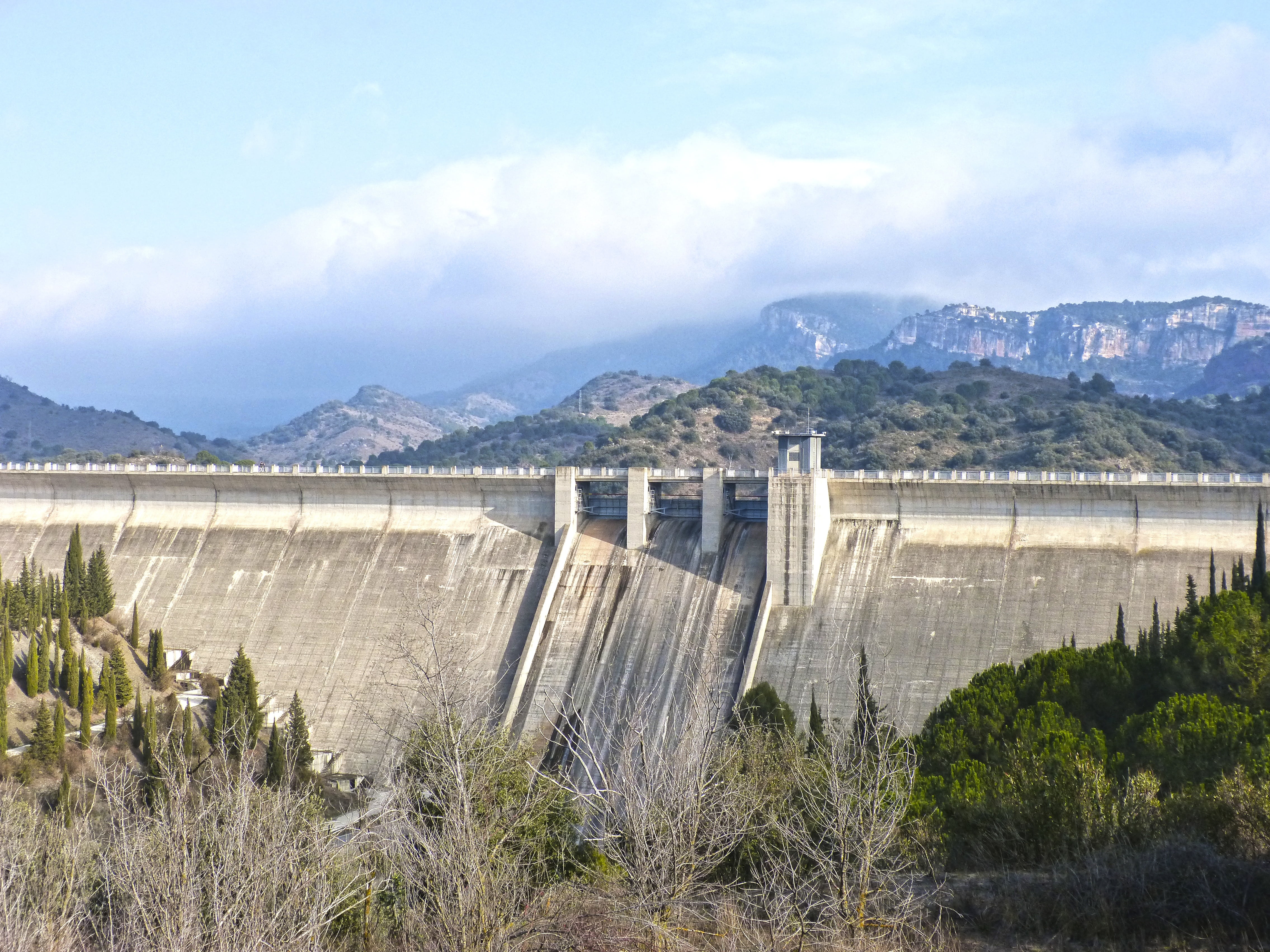 environment, renewable energy, water conservation, reservoir, built structure, power in nature, mountain range, hydroelectric power, sky, marsh, cloud - sky, HD Wallpaper