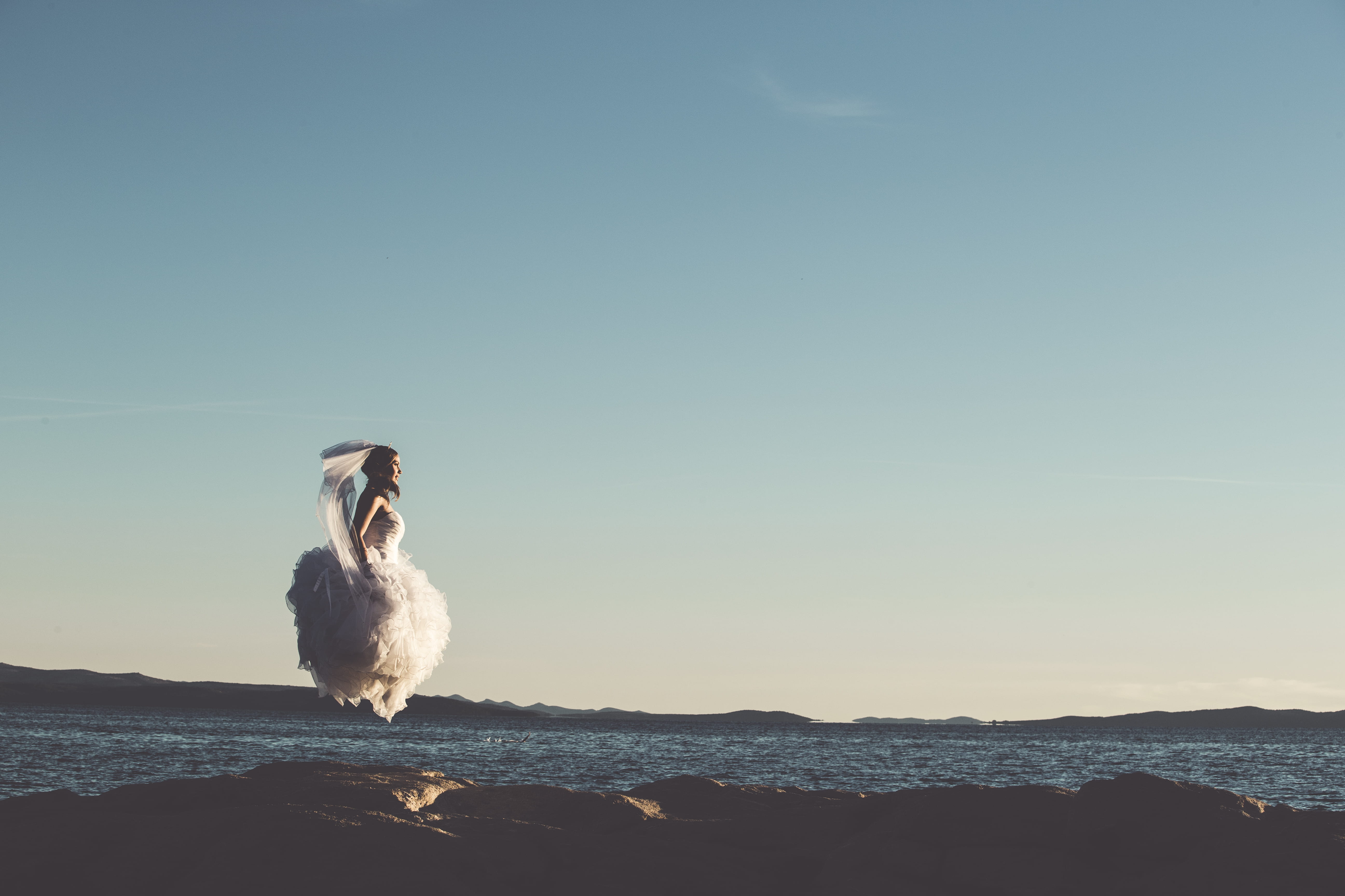 fowl, vertebrate, no people, waterfowl, mid, wedding, air, copy space, 5K, tranquility, scenics - nature, one animal, outdoors, sea, white, jumping, gown, HD Wallpaper