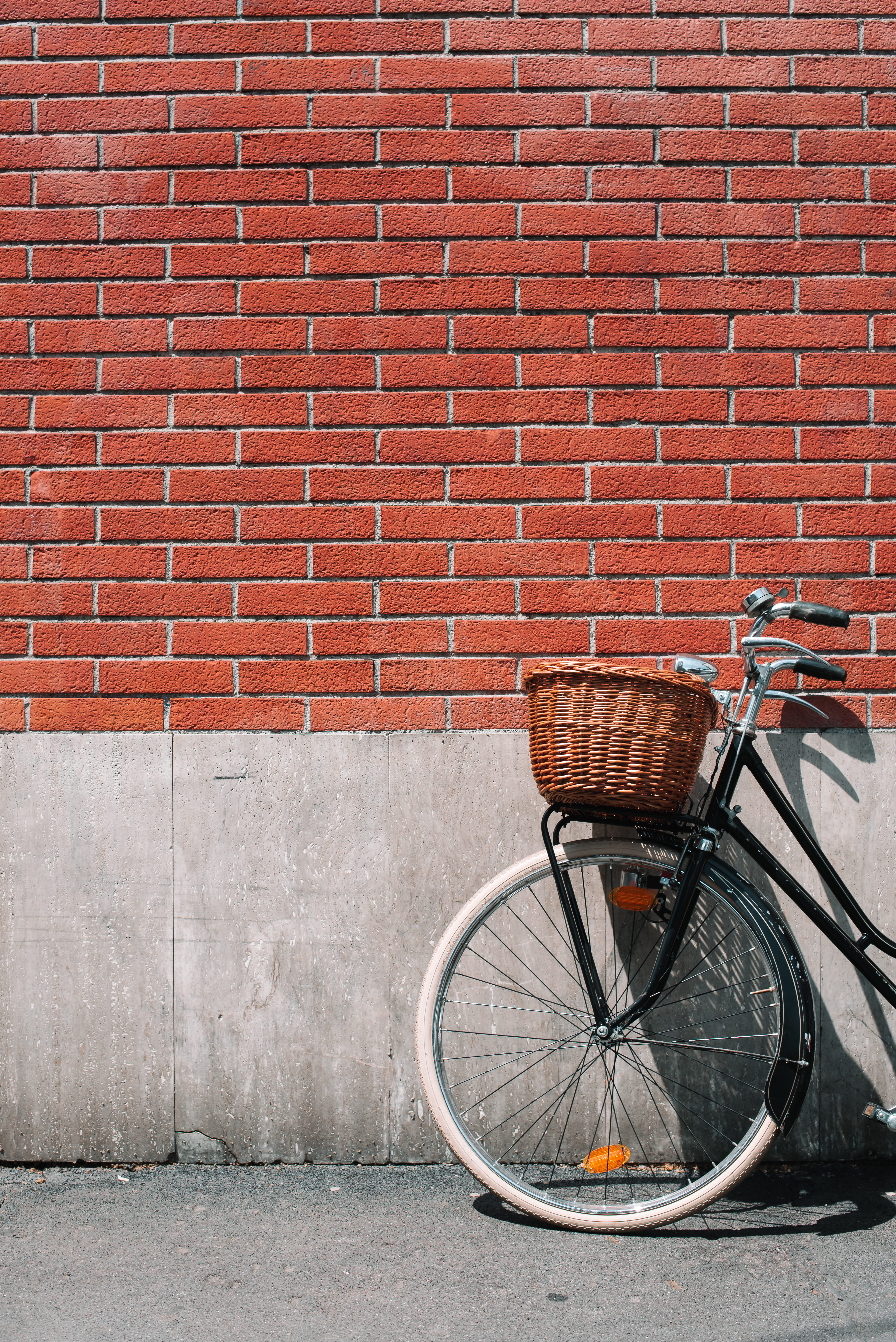 cycle, wall, female, street, outdoors, old-fashioned, bicycle, brick, 5K, beach, building Exterior, brick Wall, weathered, no People, mode of Transport, Phone HD Wallpaper