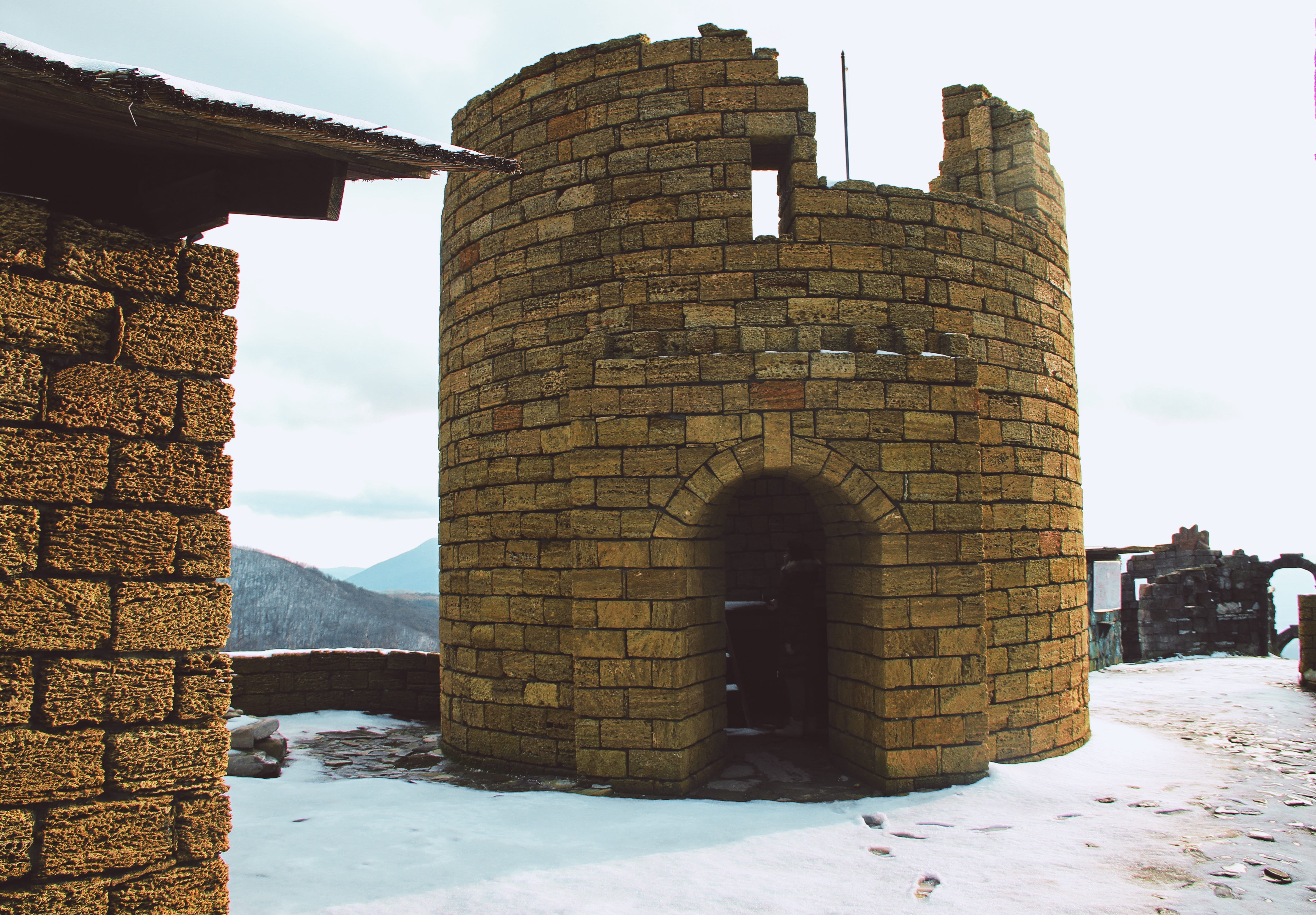 fort, 4K, building exterior, historical, the past, reference point, architecture, old, cold temperature, brick wall, tourism, journey, sky, ancient civilization, HD Wallpaper