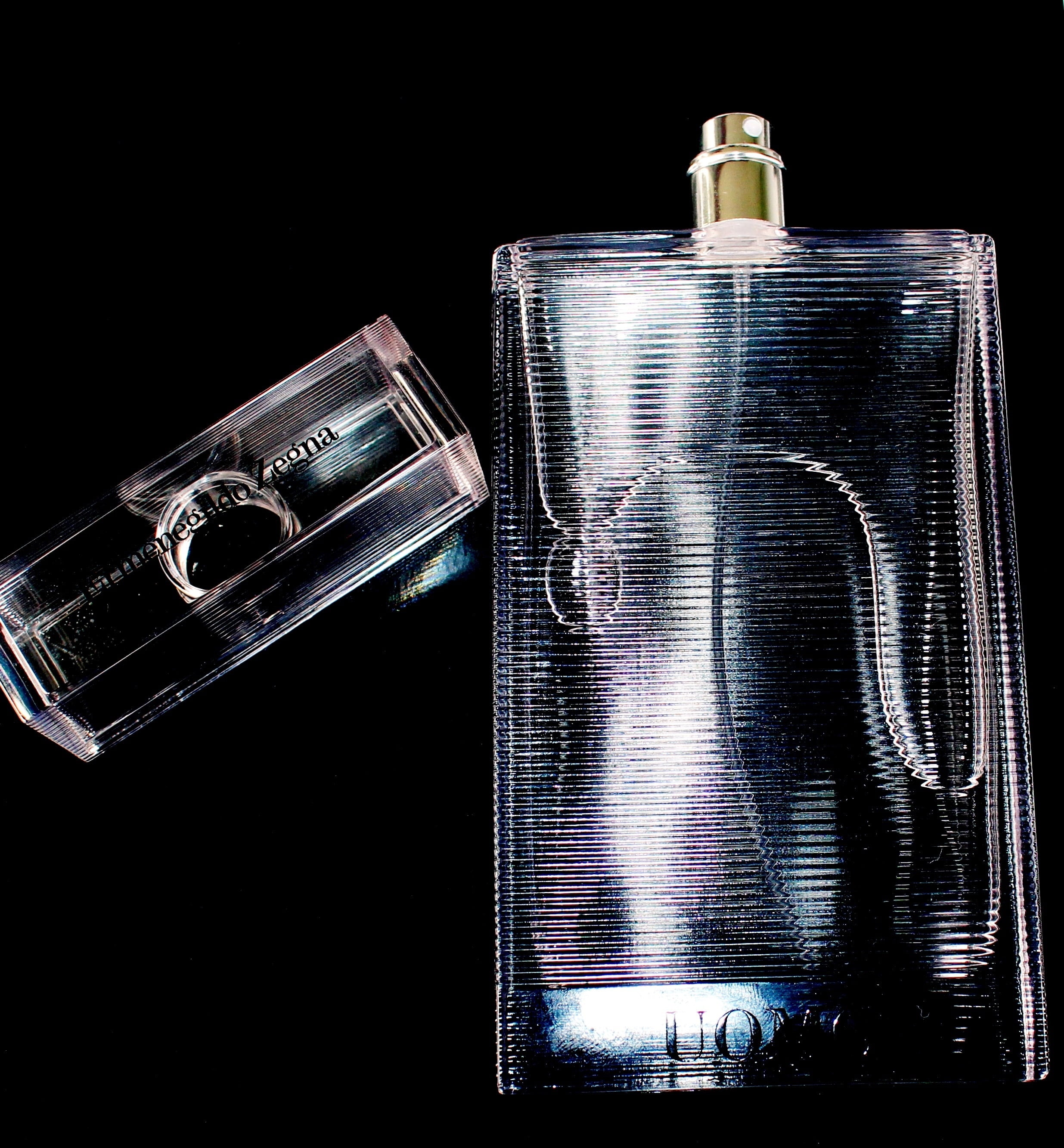 transparent, clear, deodorant, cosmetics, plastic, glass bottle, 2K, glasses, still life, fragrance, male, glass, indoors, perfume, silver colored, perfume sprayer, Phone HD Wallpaper
