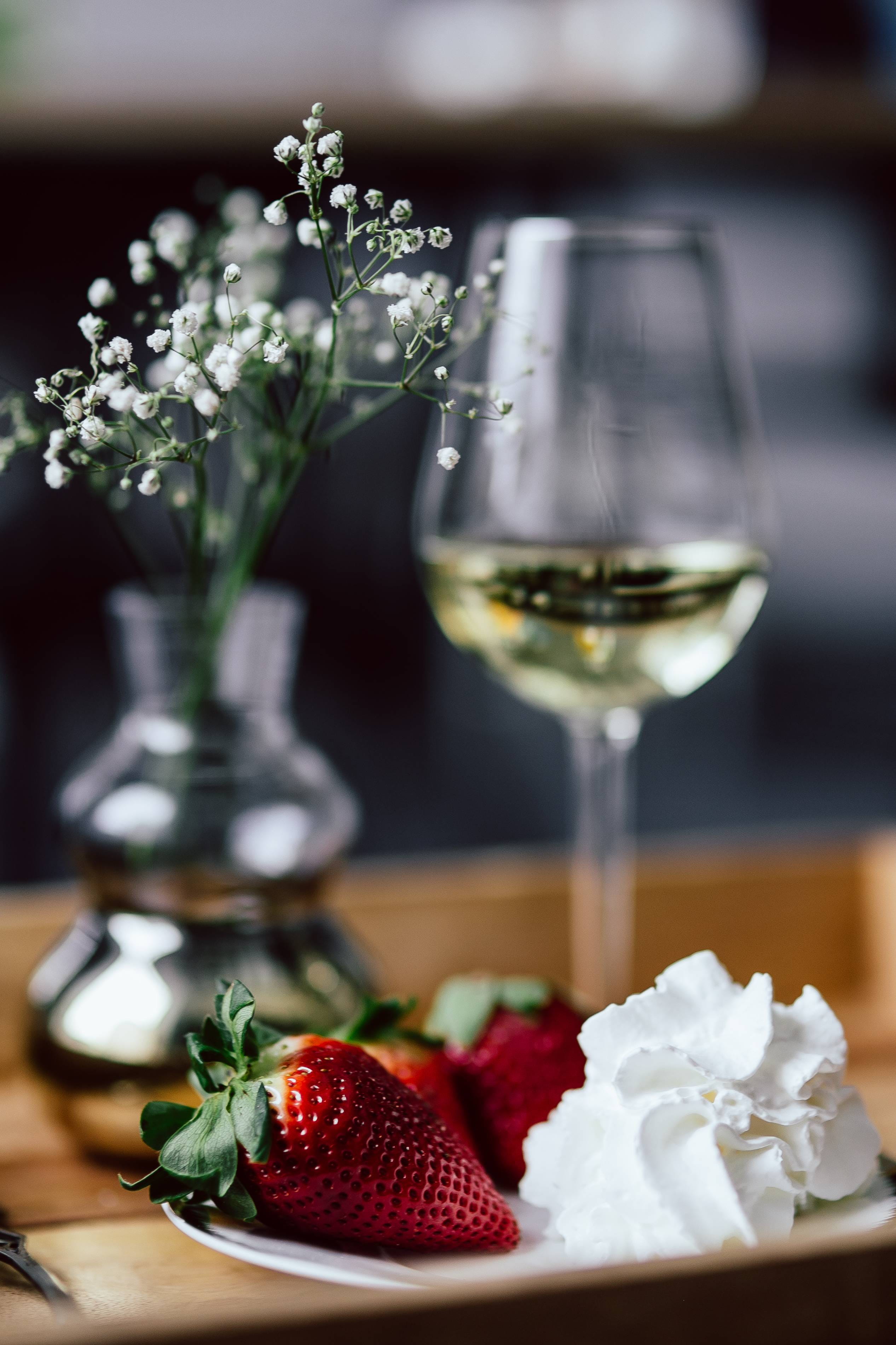 gourmet, wineglass, freshness, food, Strawberries, dessert, healthy eating, drink, fruit, vase, berry fruit, food and drink, 2K, focus on foreground, close-up, Phone HD Wallpaper