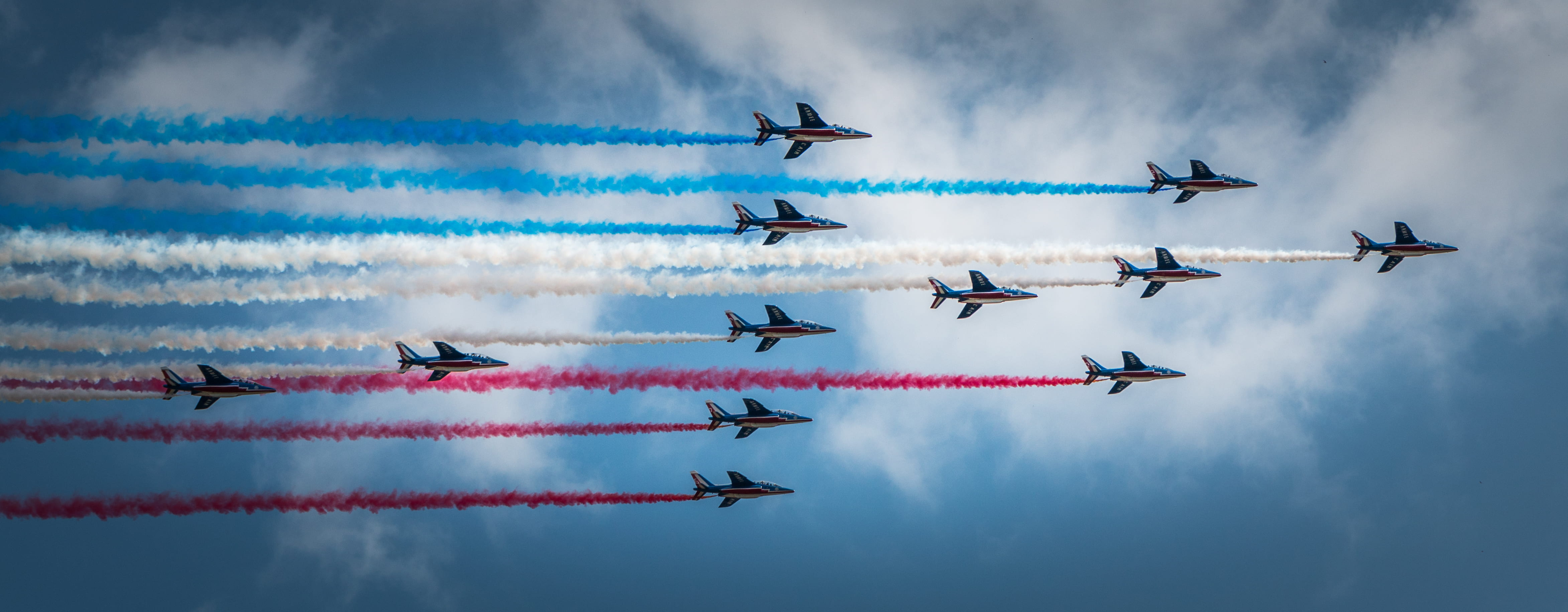 smoke, air vehicle, photo, cooperation, sky, transportation, white, cloud - sky, airshow, flying, skill, lapse, air force, colour, parade, mode of transportation, HD Wallpaper