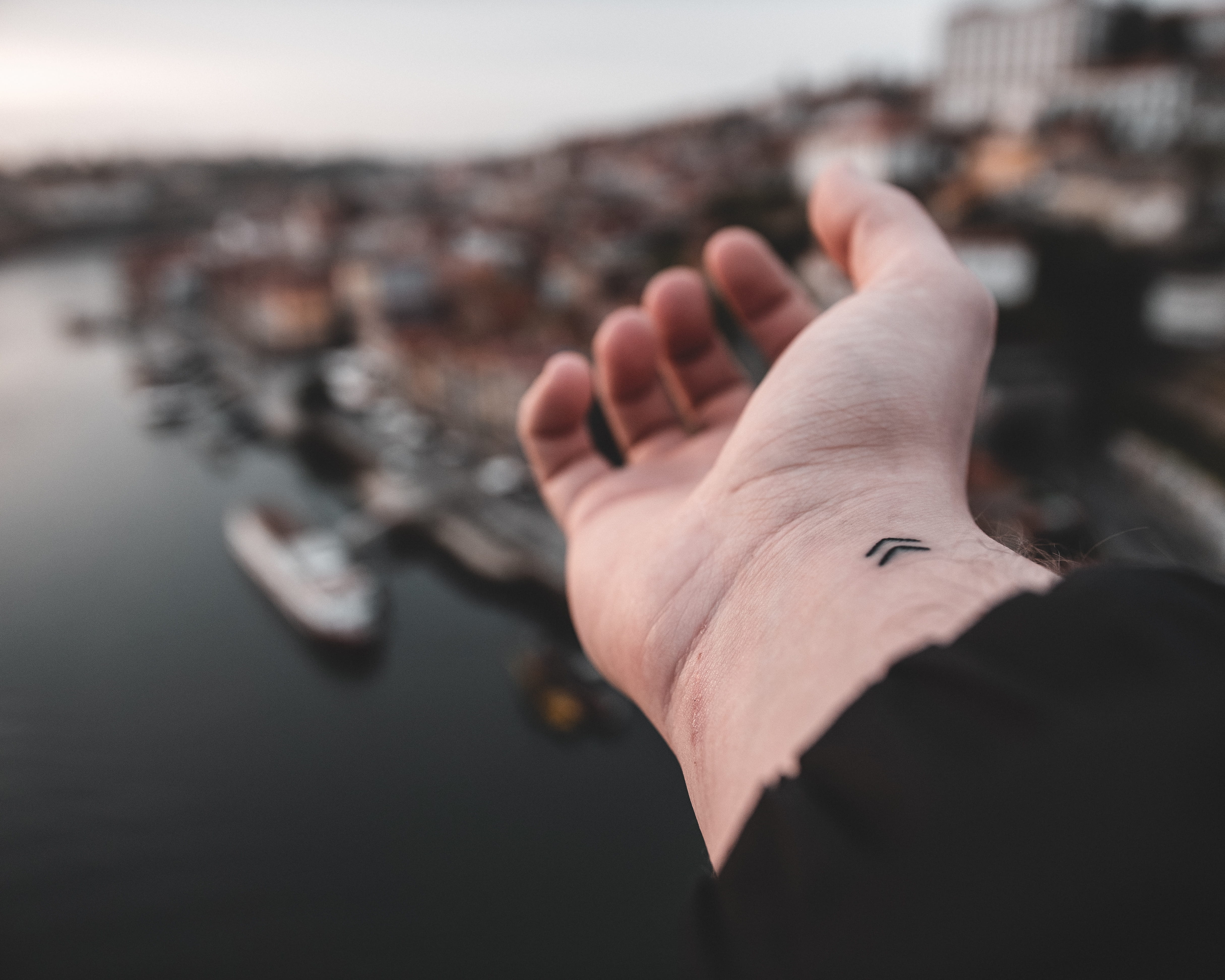 nature, reality, outdoors, water, toe, tattoo, high, ankle, human hand, vehicle, one person, aircraft, body part, right, jewelry, finger, bridge, skin, HD Wallpaper