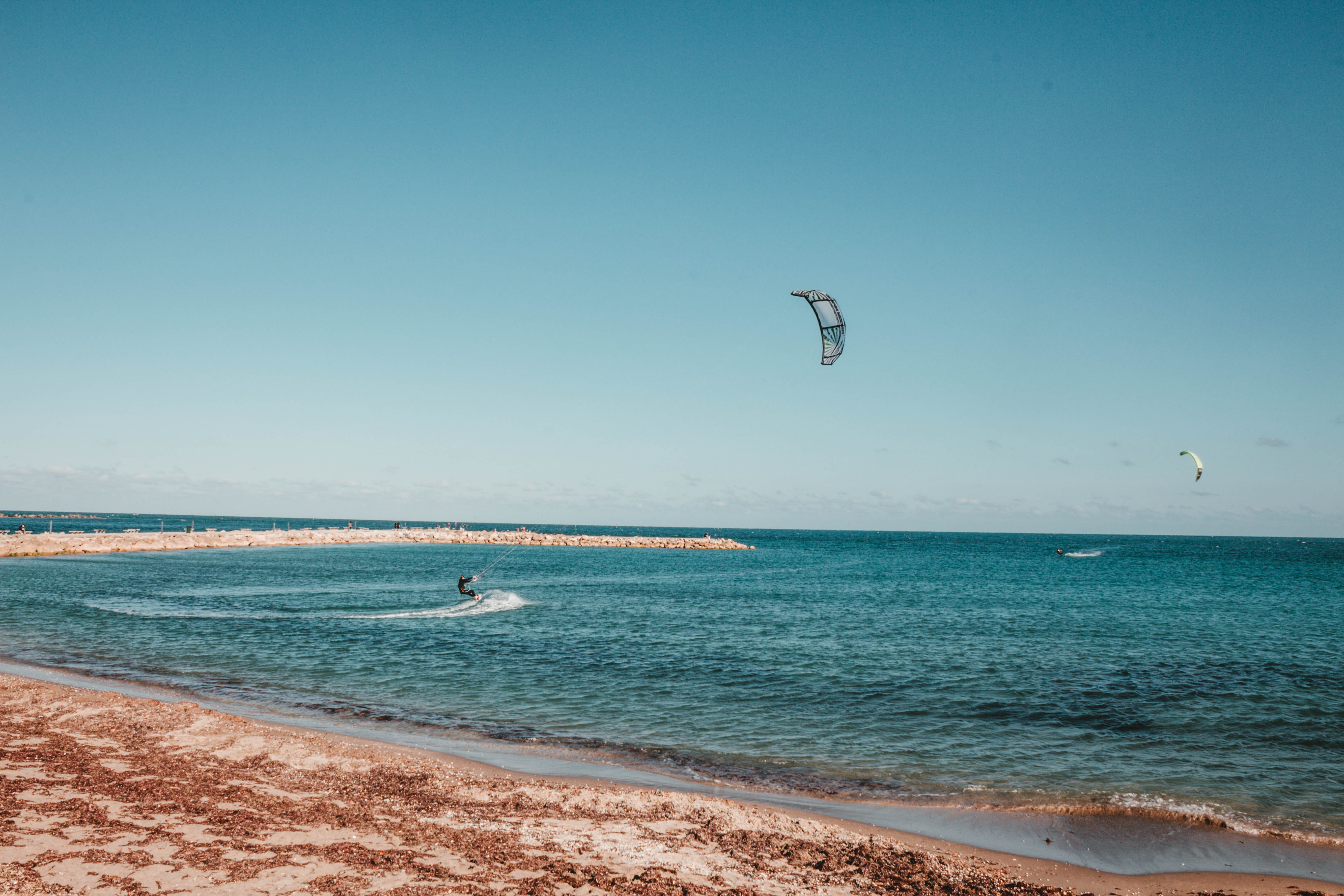 5K, extreme sports, miami, toy, daytime, horizon over water, horizon, nature, sea, paragliding, skill, beauty in nature, leisure activities, coast, parachute, HD Wallpaper