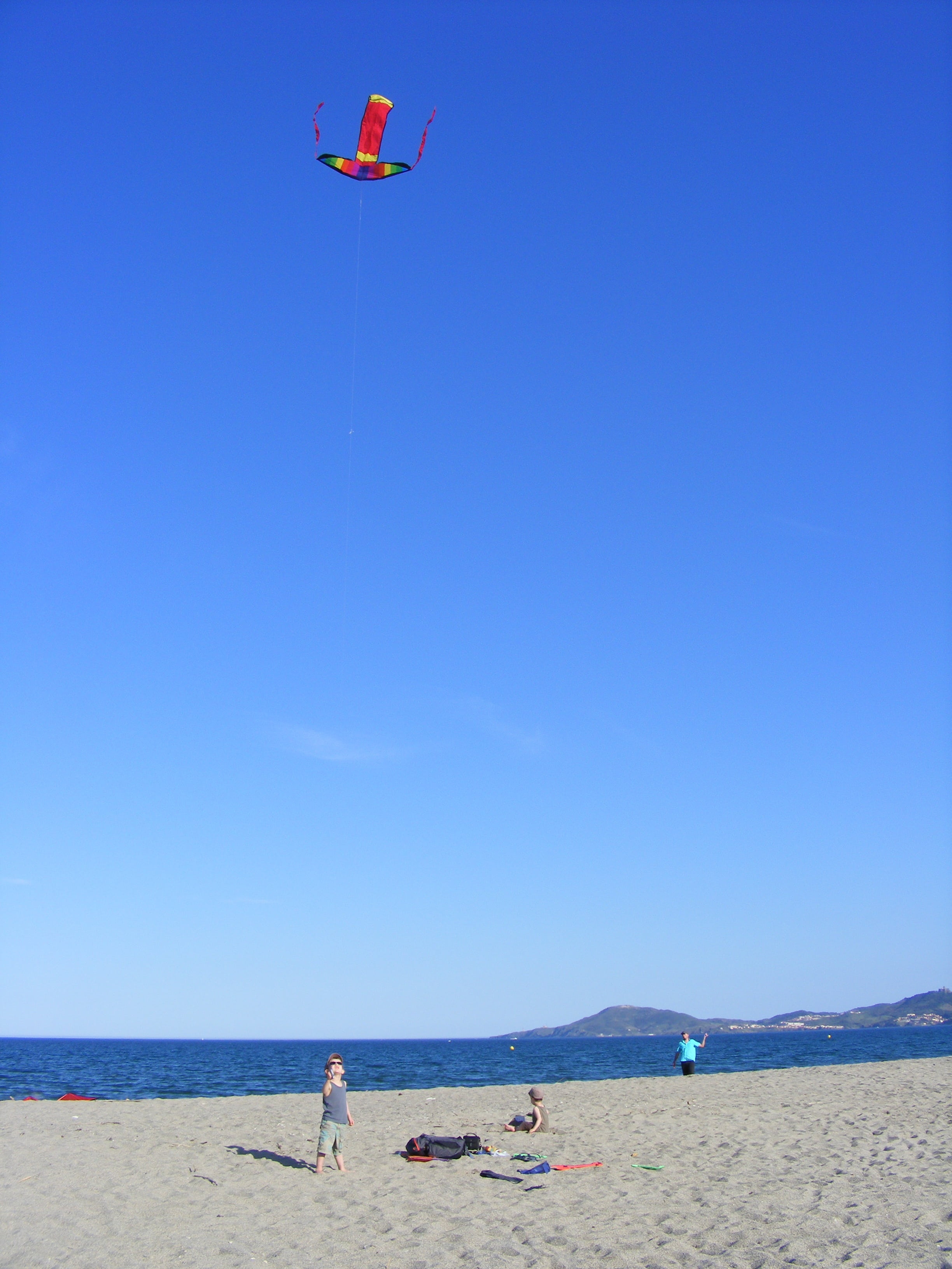 toy, flying, nature, leisure activity, men, beauty in nature, sand, clear sky, beach, day, wind, real people, child, copy space, sky, 2K, play, sunny, Phone HD Wallpaper