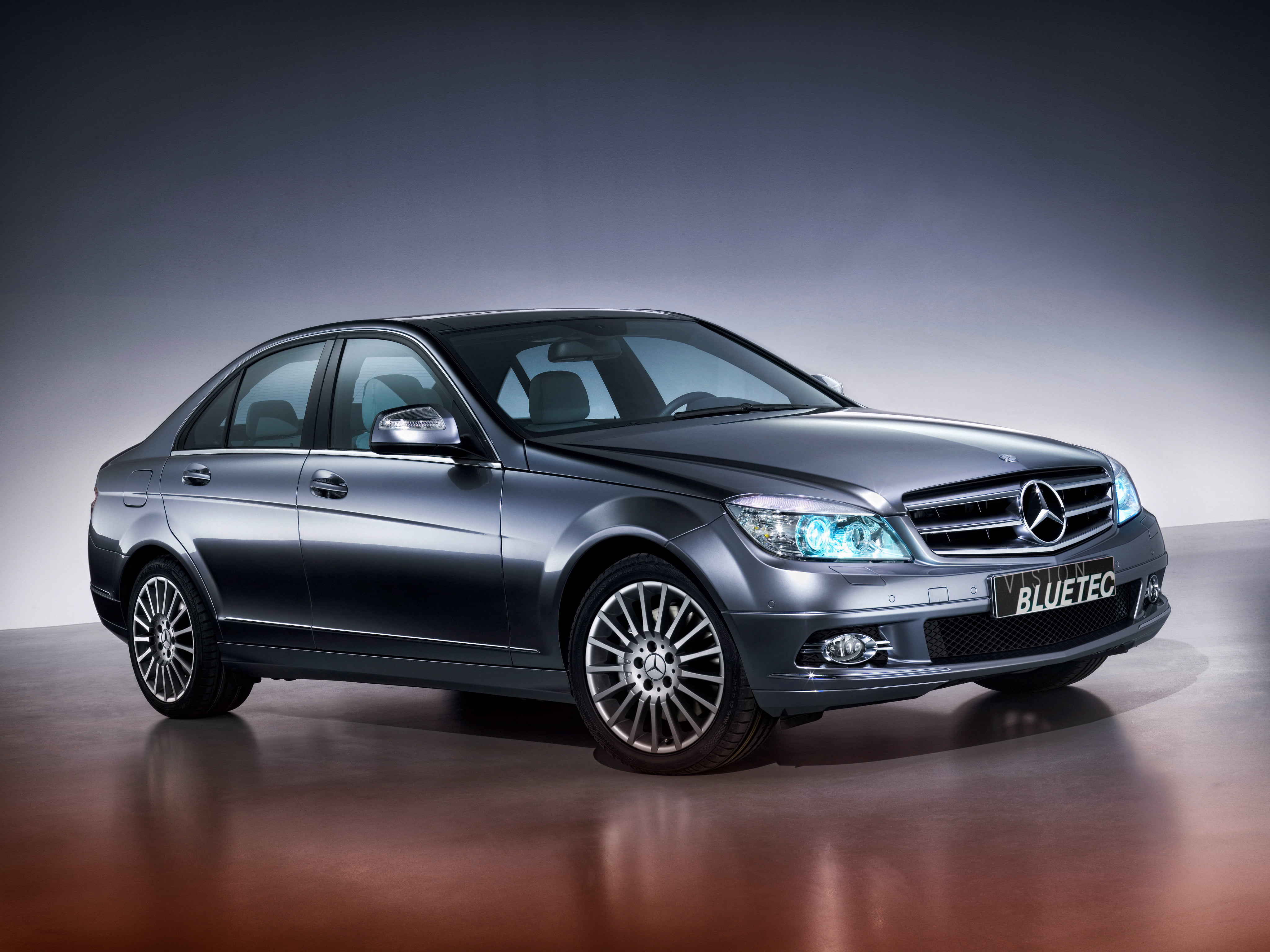 chrome, studio shot, 4x4, wheel, benz, silver, choice, mode of Transport, sport, hatchback, reflection, c 220, sedan, small, shiny, mercedes-benz, mode of transportation, HD Wallpaper