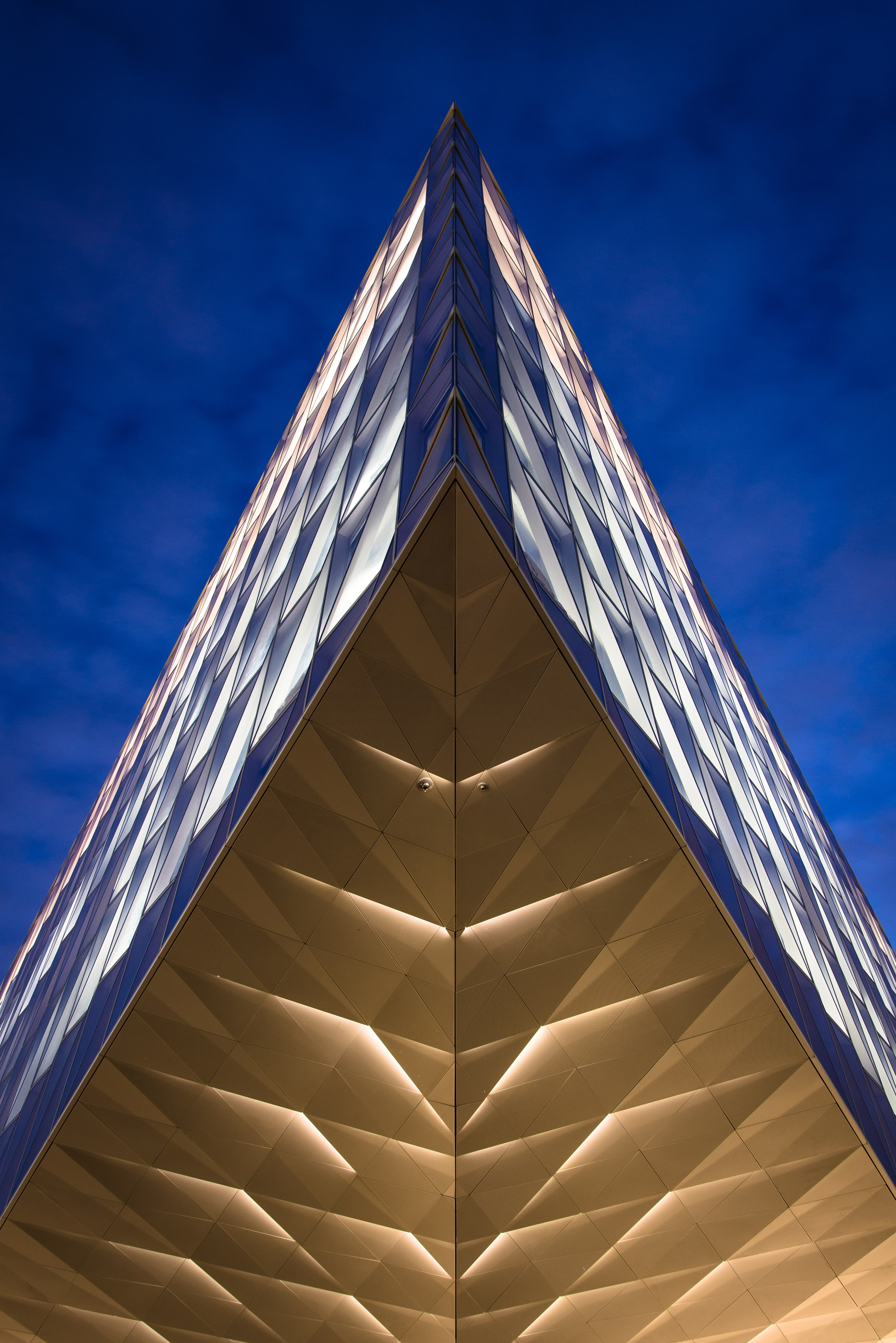 Japan, Geneva, Office building, 5K, 4K, JTI Headquarters, Modern architecture, Phone HD Wallpaper