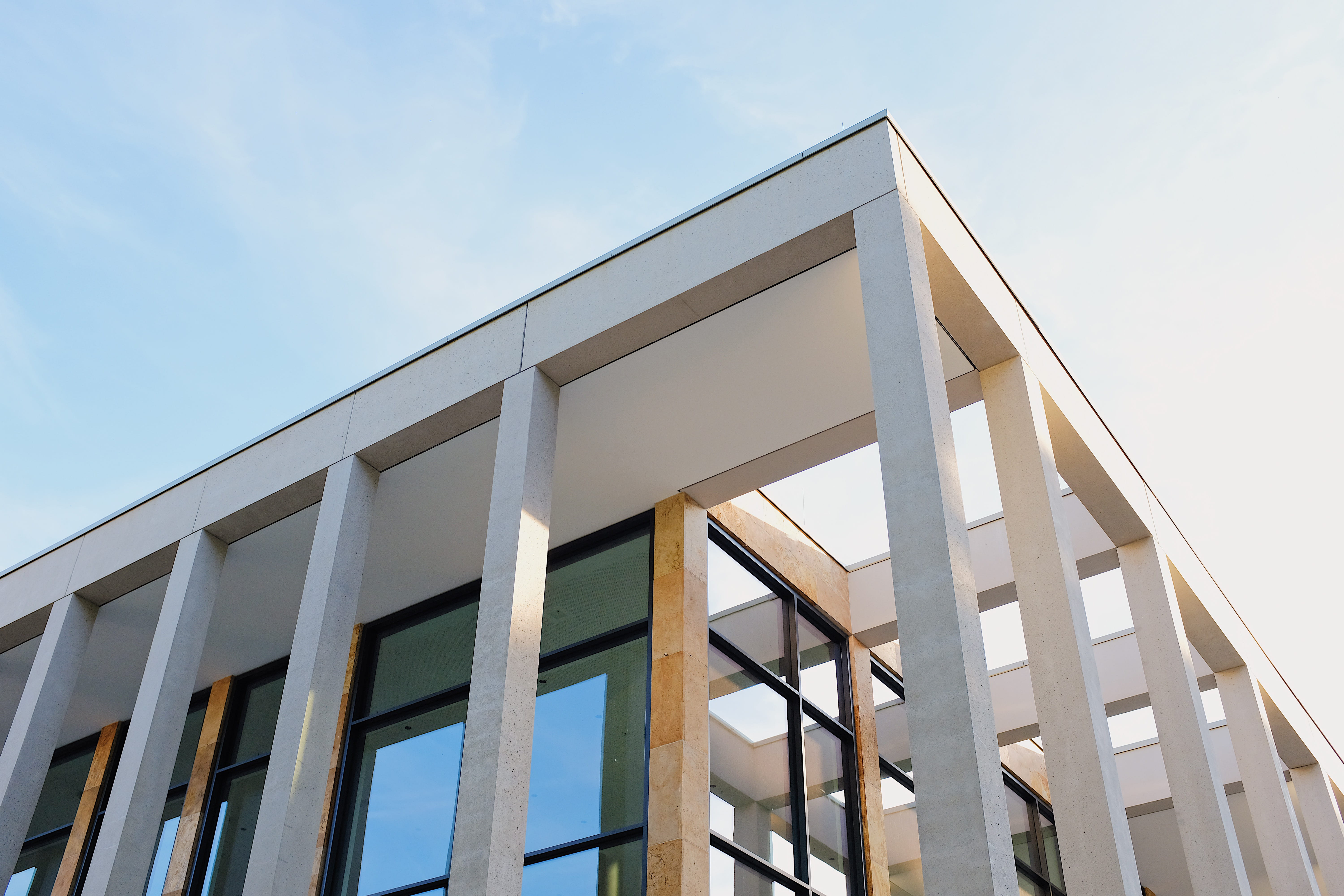 office building exterior, low, reflection, handrail, staircase, high rise, modern, town, no people, photography, glass - material, glass, outdoors, minimal, HD Wallpaper