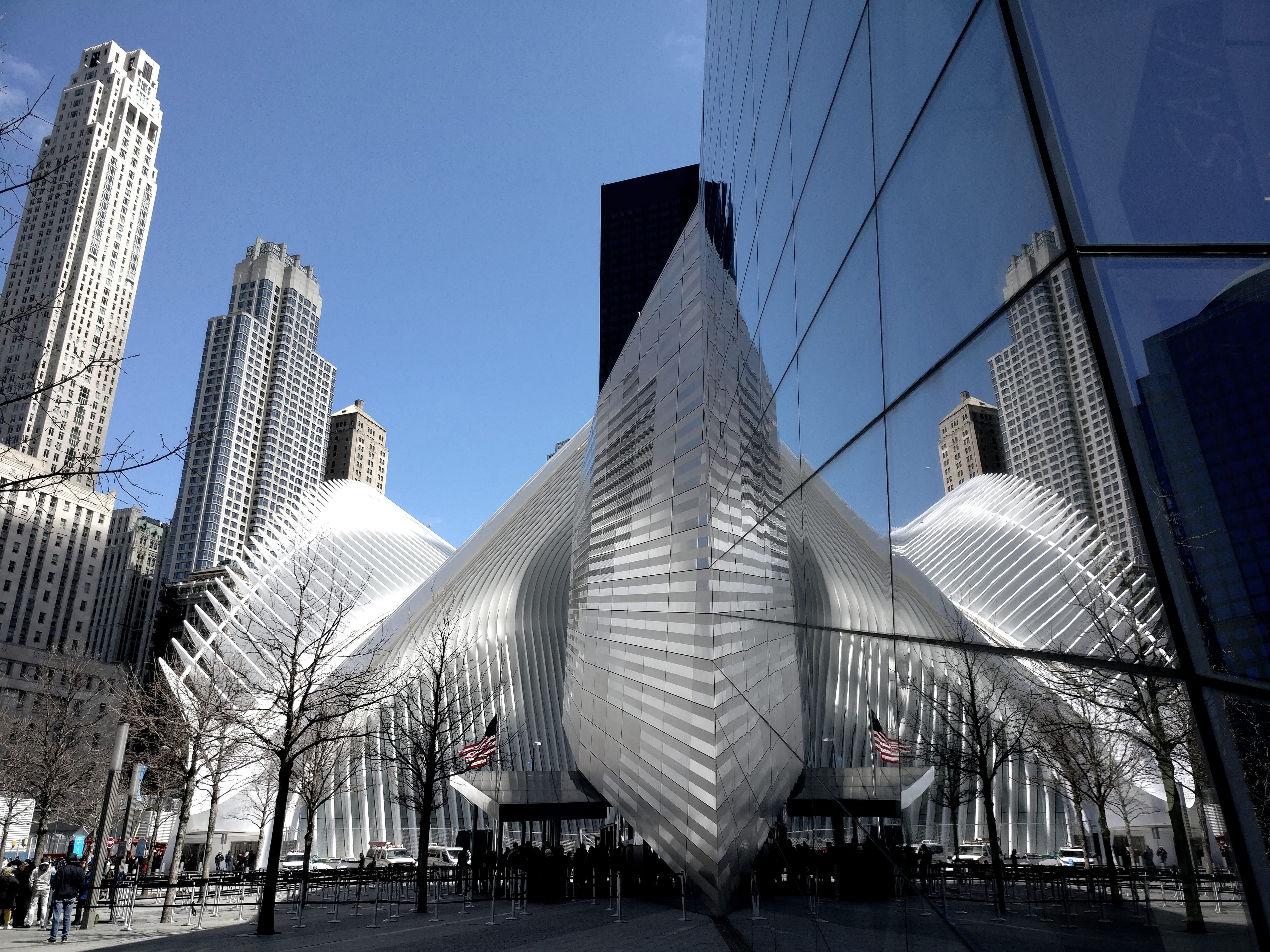 4K, new york, tower, financial district, parallelisme, outdoors, transportation, blue, mirror, architecture, city, 9/11, white, blanc, buildings, parallelism, HD Wallpaper