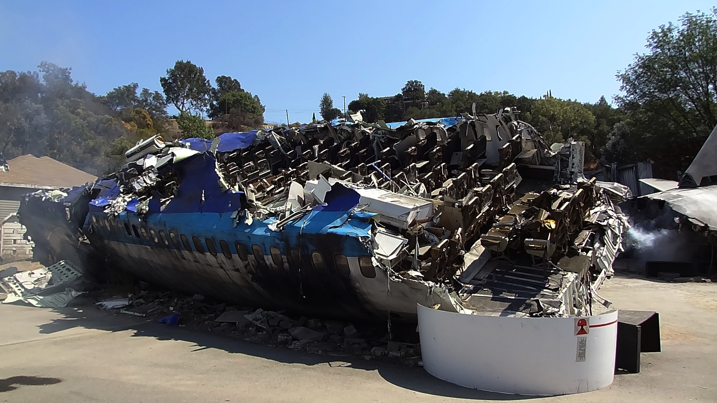 transportation, nature, metal, 1080P, plant, tree, clear sky, abundance, large group of objects, decorations, junkyard, universal studio, outdoors, water, HD Wallpaper