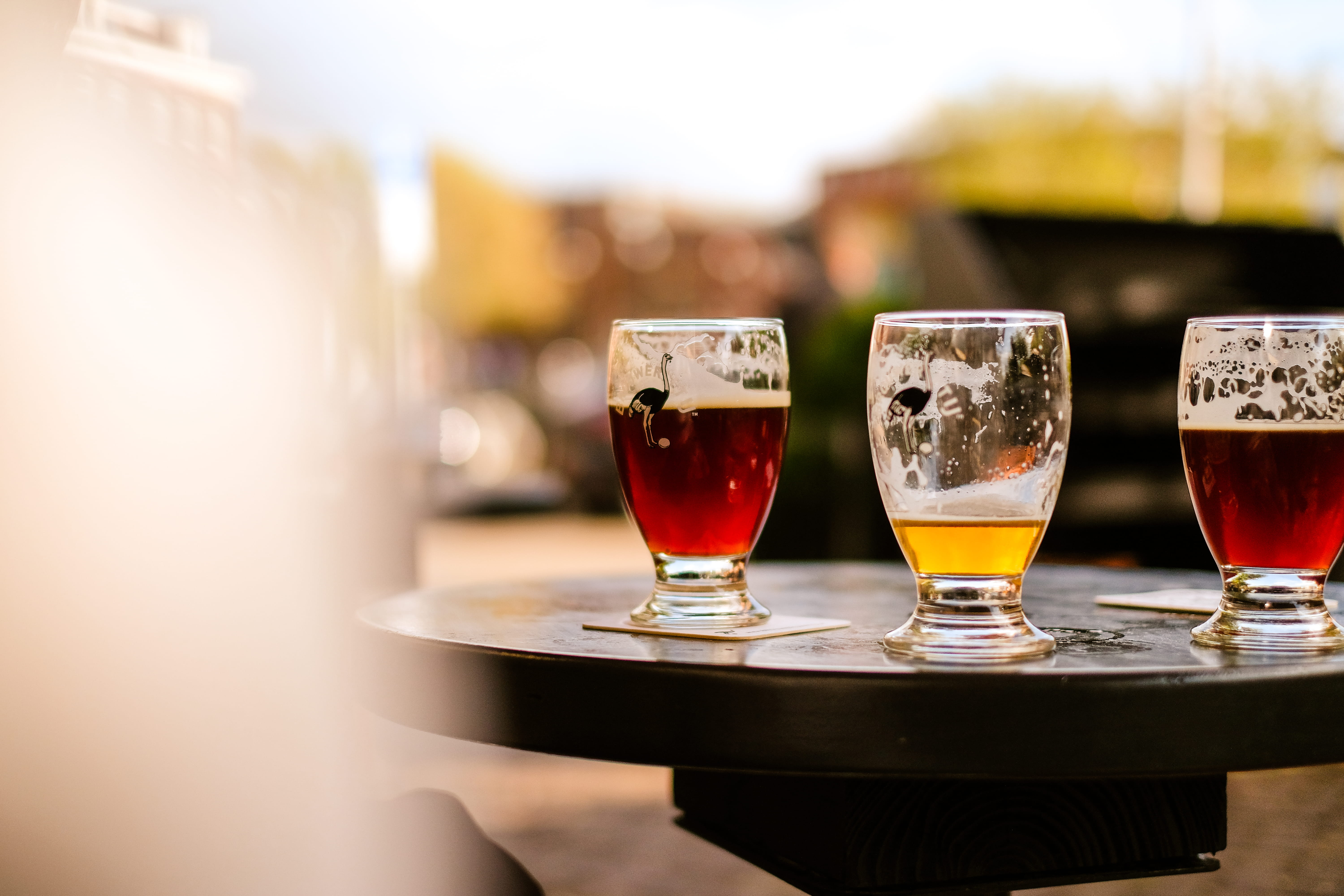 beverage, beer glass, household equipment, tray, sitting, pub, food and drink, wine, craft beer, schooner, ales, beer, wineglass, brouwerij t ij, lager, HD Wallpaper