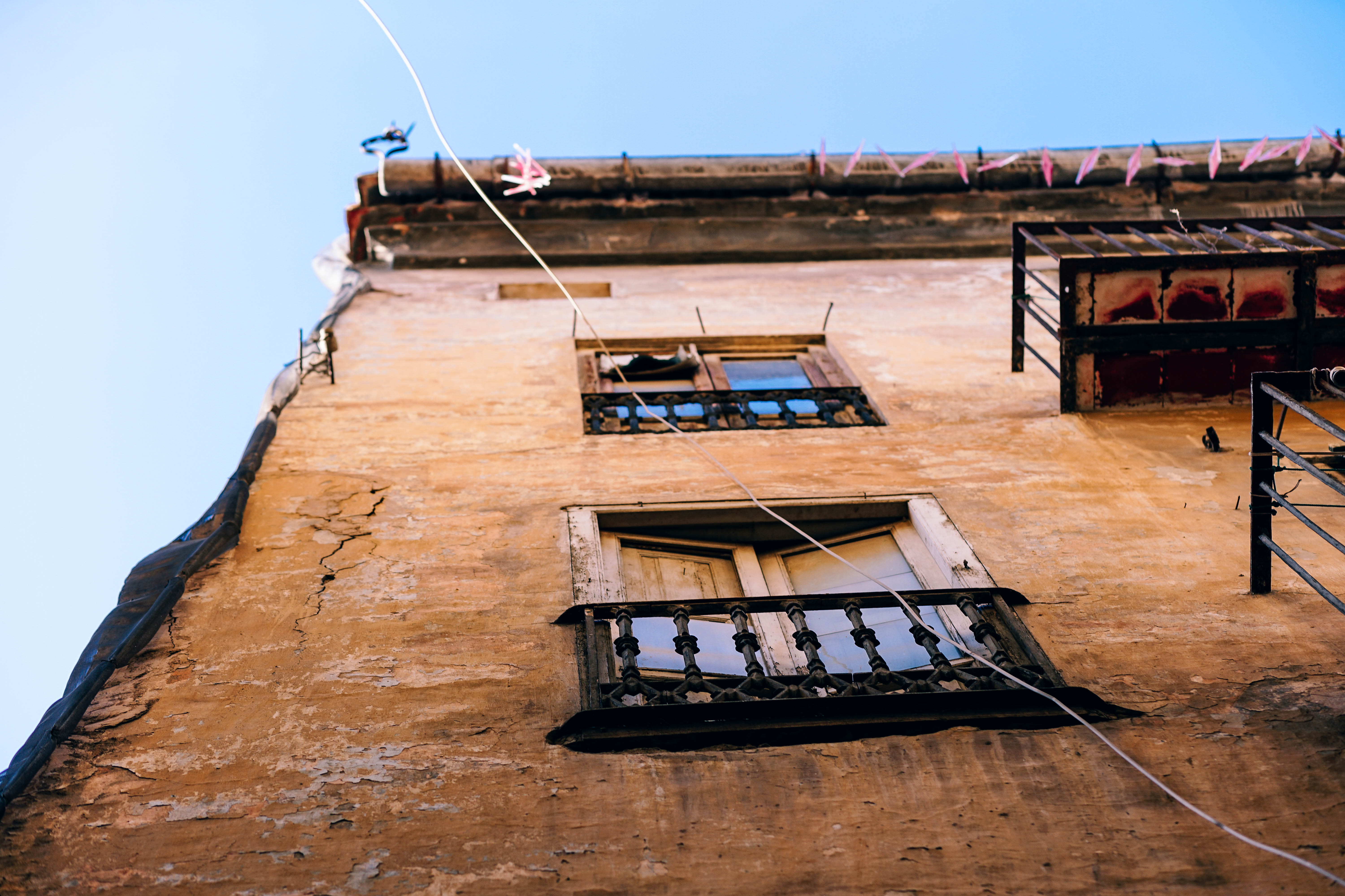 concrete, abandoned, looking up, old, wall - Building Feature, low angle, architecture, brown, no people, building Exterior, built Structure, closed, residential district, HD Wallpaper
