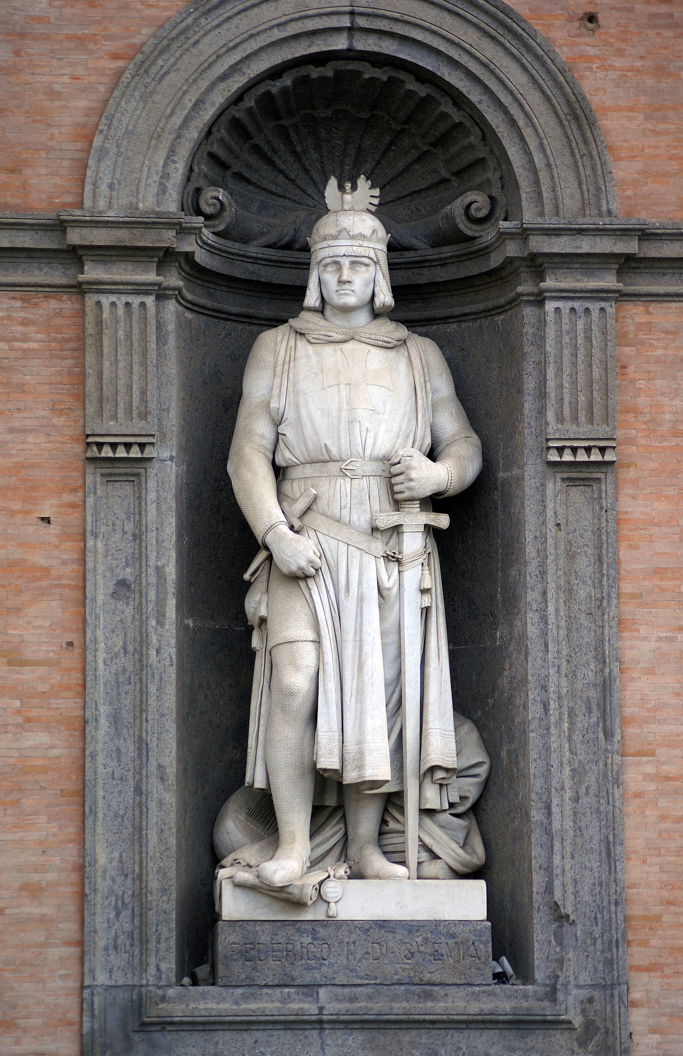 naples, emperor, human representation, arc, culture, piazza plebiscito, building exterior, federico ii, architecture, statue, the past, no people, male likeness, Phone HD Wallpaper