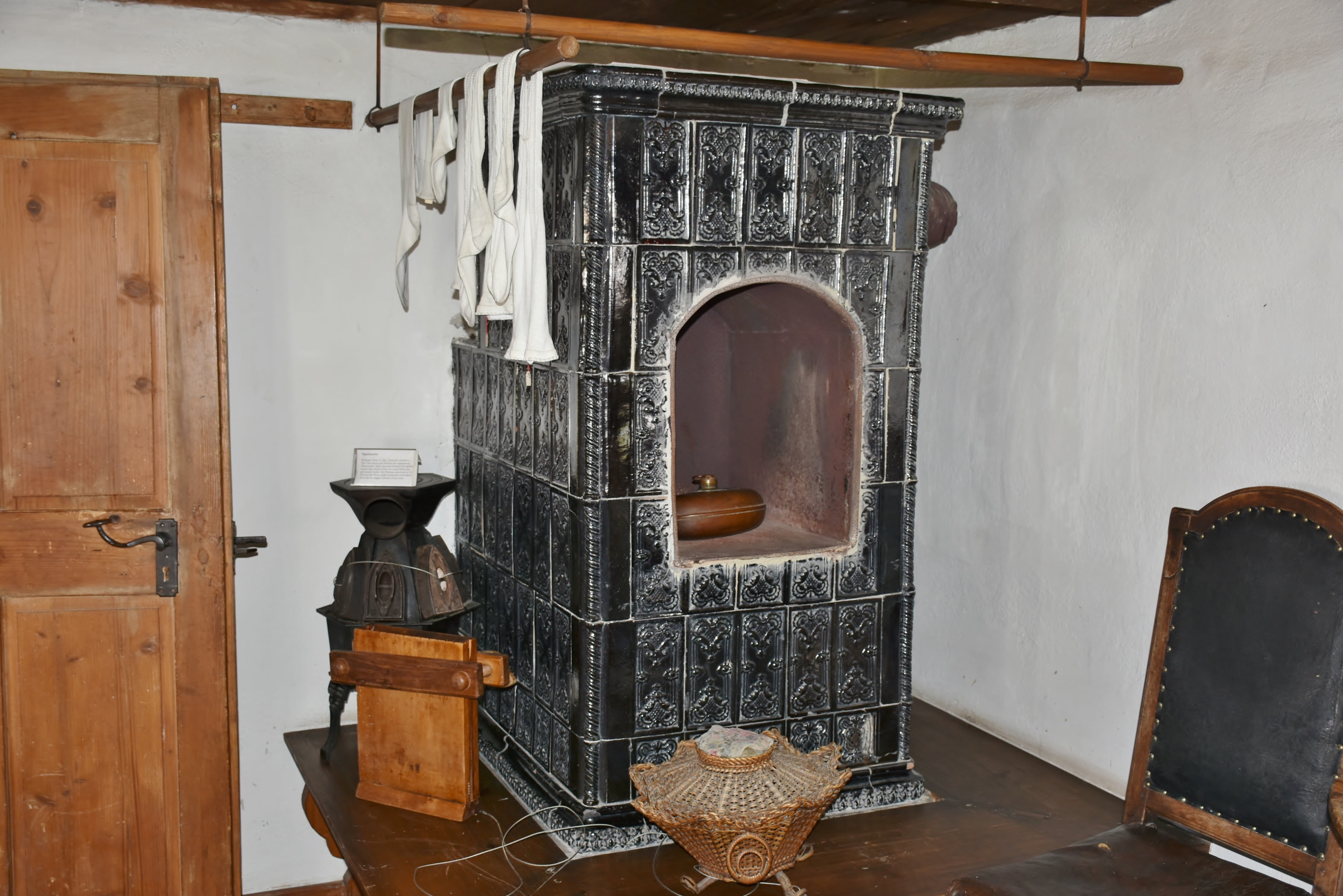 farmhouse, farm museum, room, white, nostalgia, rack, built structure, tiled stove, oven, furniture, inside, setup, indoors, container, wall - building feature, HD Wallpaper