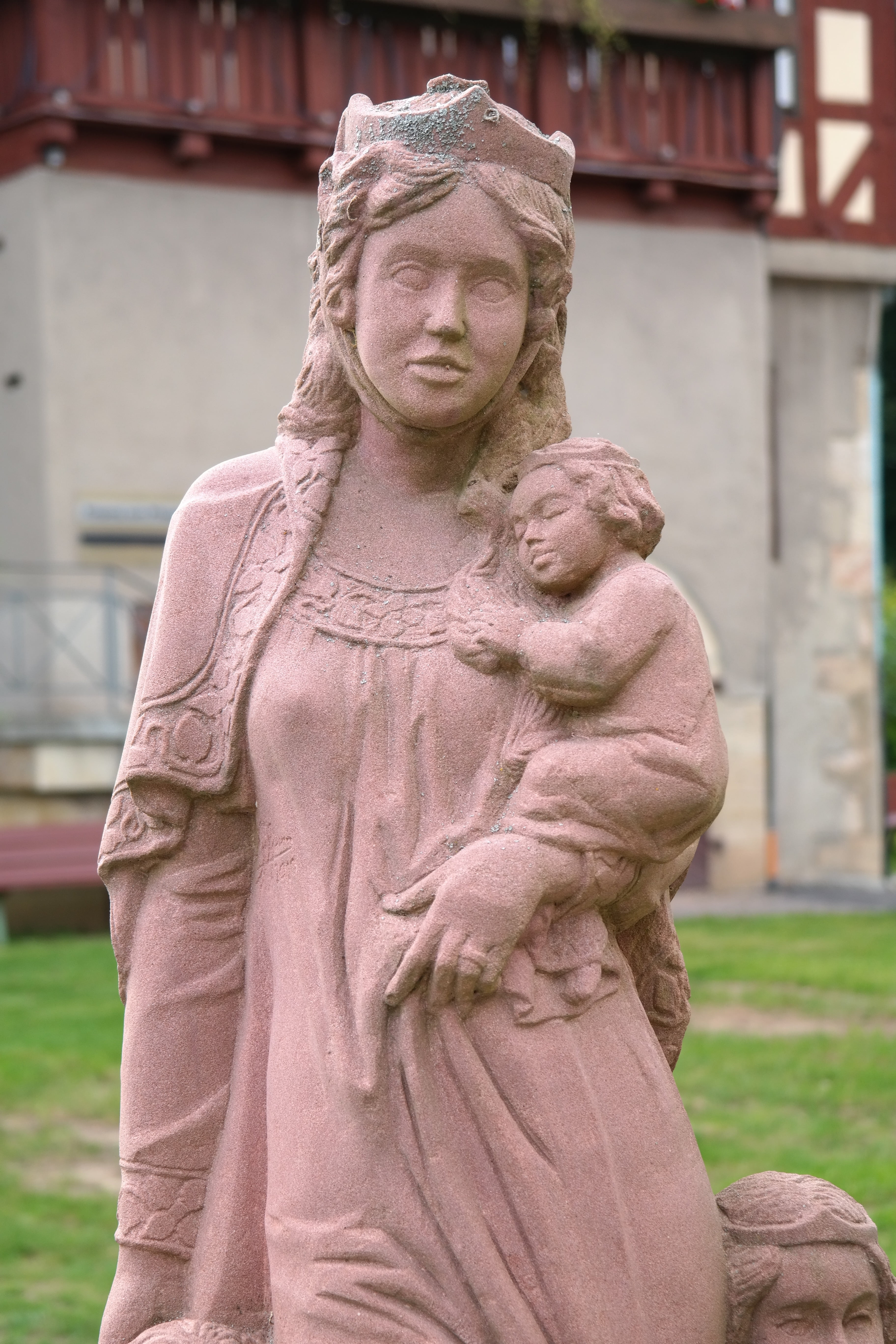 representation, philip of swabia, stone material, day, 5K, sculpture, building exterior, architecture, built structure, grass, children, craft, stone figure, Phone HD Wallpaper