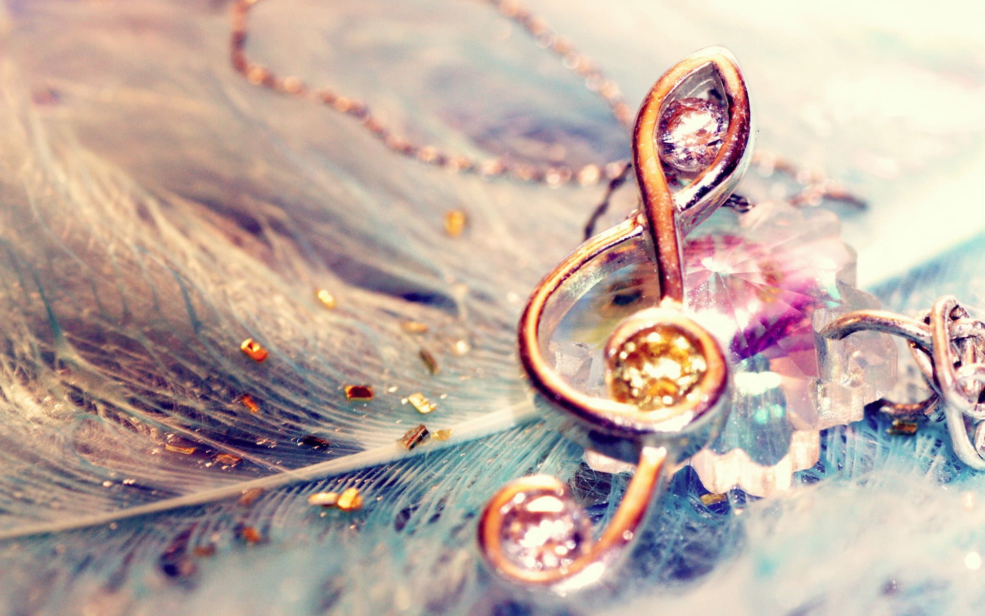 fashion, reflection, macro, gift, romance, gold, purple, engagement Ring, water, focus on foreground, elegance, engagement, backgrounds, gold Colored, indoors, HD Wallpaper