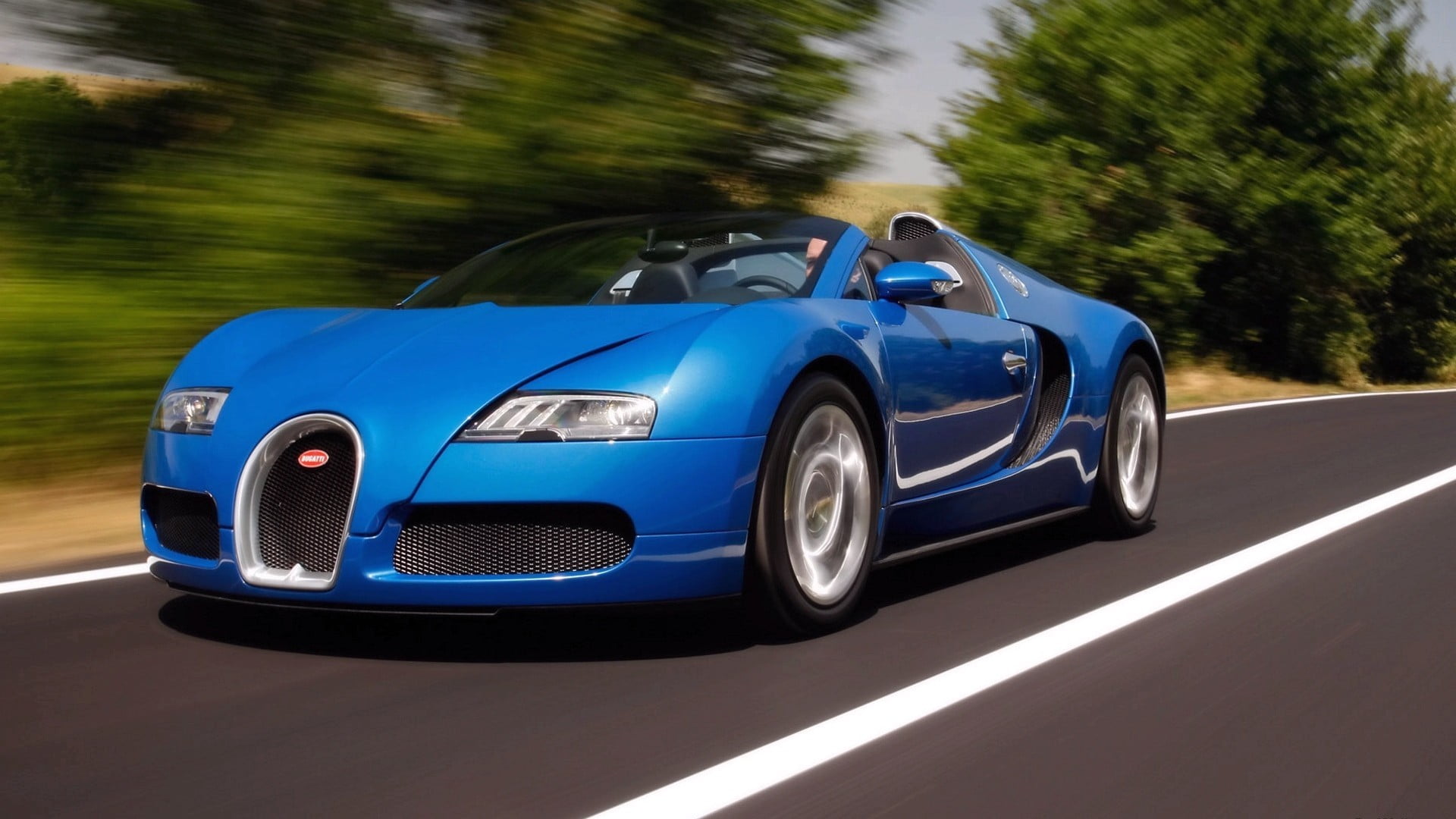 no people, mode of transportation, sports car, luxury, retro styled, motor vehicle, road, sedan, plant, tree, day, Bugatti Veyron, transportation, land vehicle, HD Wallpaper