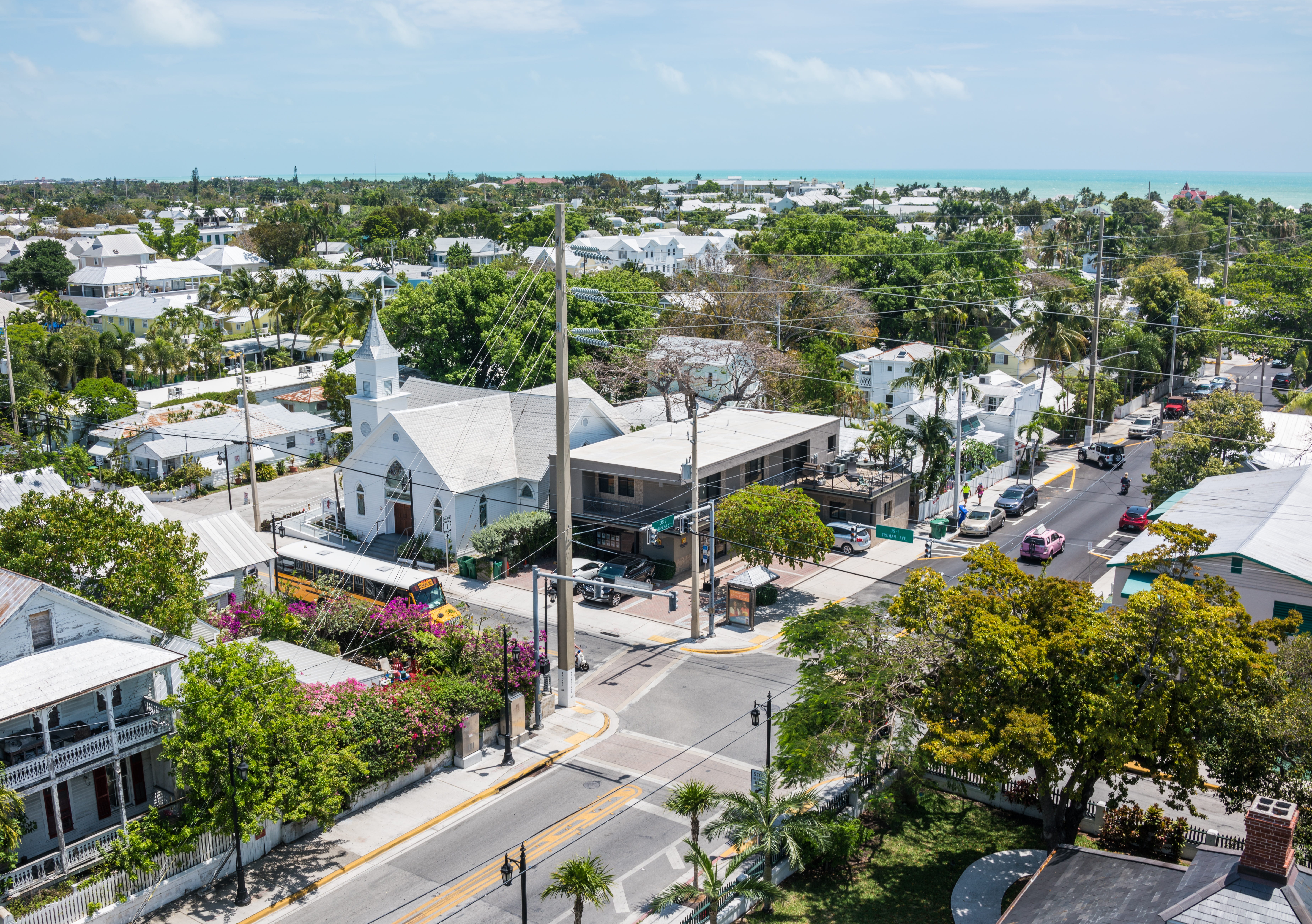 key west, landscape, 5K, ocean, building exterior, florida, tourism, nature, outdoor, building, summer, sky, lighthouse, travel, outdoors, architecture, HD Wallpaper