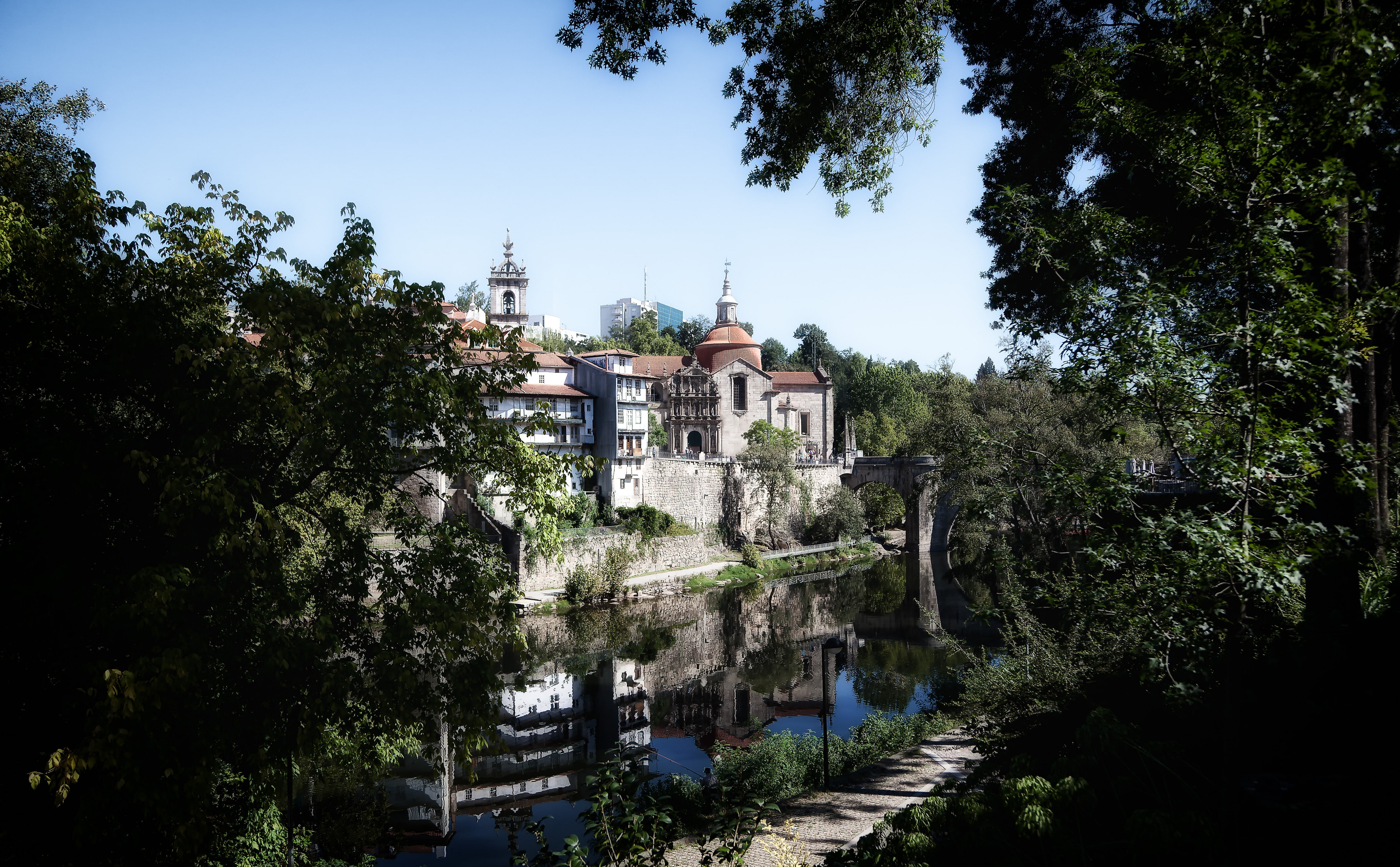 5K, pictorial, Colour, built structure, Trees, Reflection, growth, sky, outdoors, history, day, tree, Scenery, belief, Portugal, the past, no people, Urban, HD Wallpaper