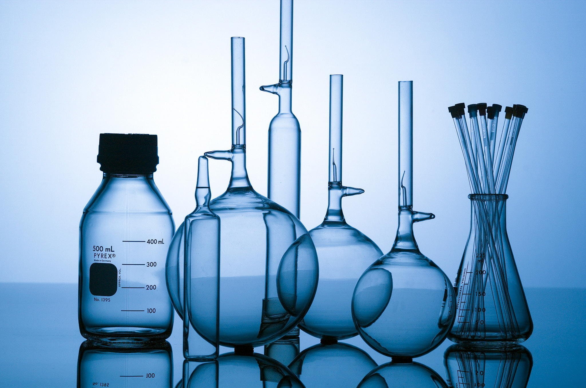 glass, medical, abstraction, tubes, bokek, 1080P, biology, abstract, test, science, tube, chemistry, cylinder, vials, HD Wallpaper